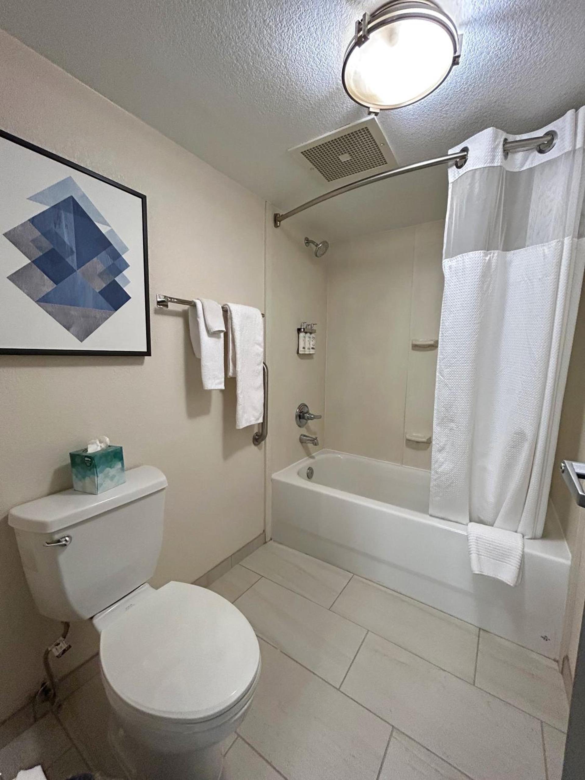 Candlewood Suites Indianapolis Downtown Medical District by IHG photo 6