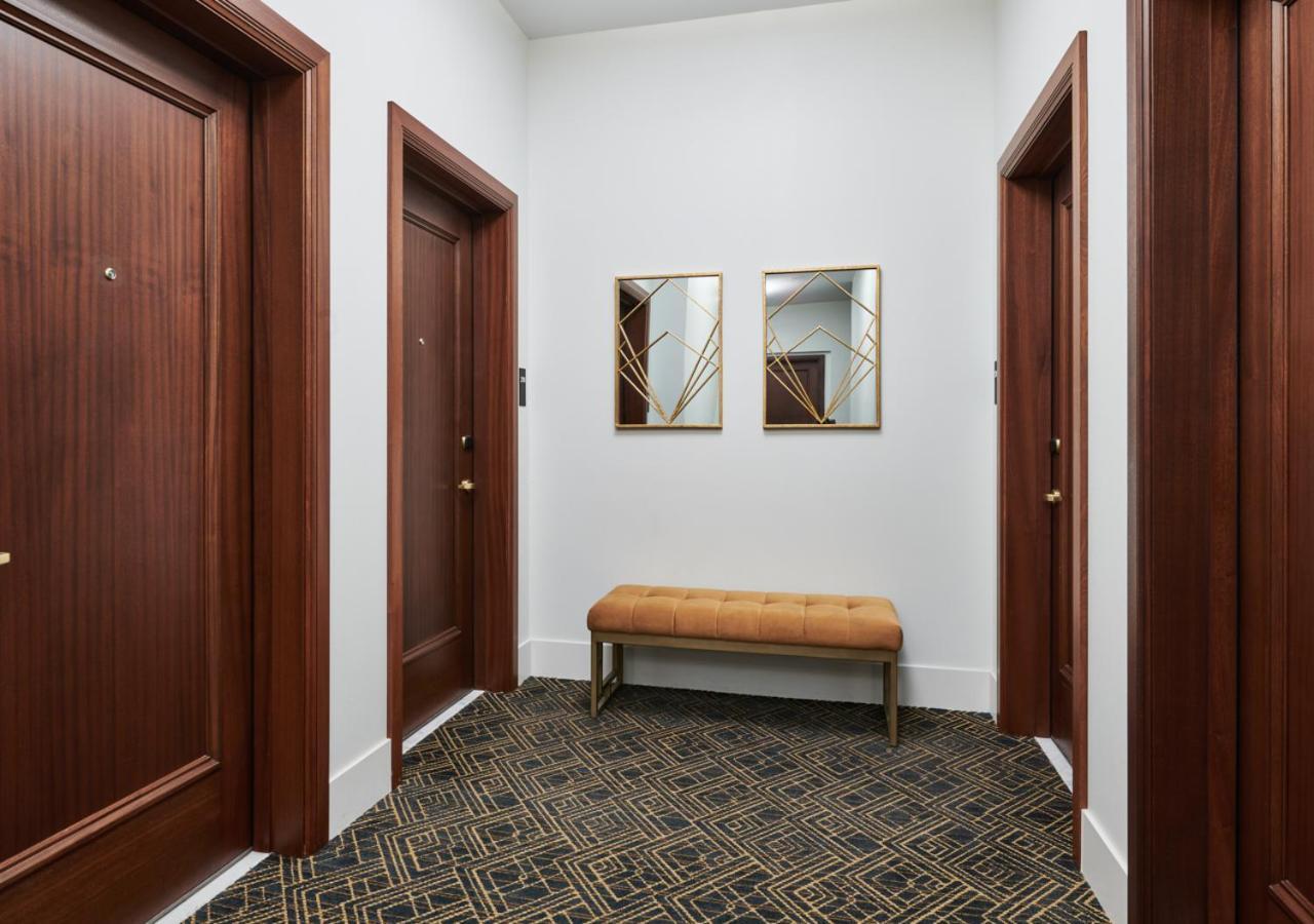 The Darling photo 26