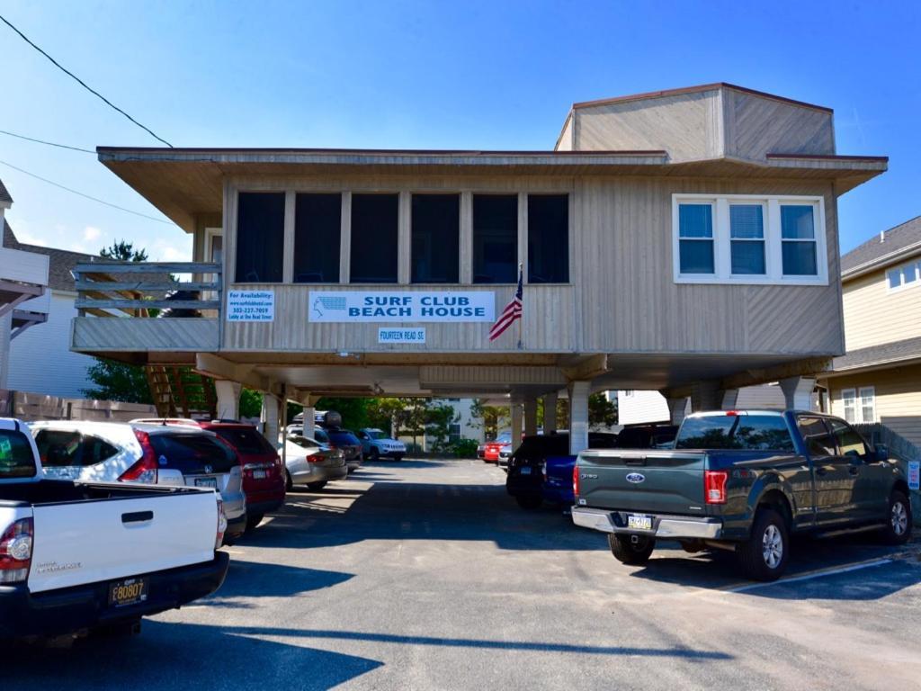 Surf Club Oceanfront Hotel photo 28