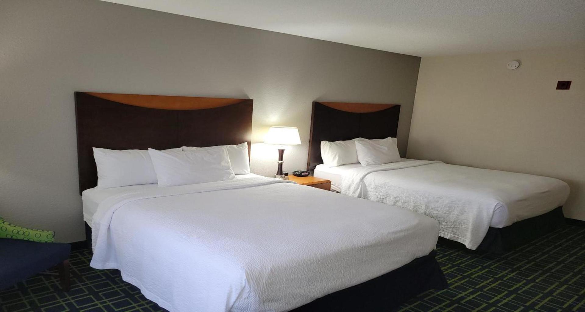 City Express By Marriott Shepherdsville Louisville photo 11