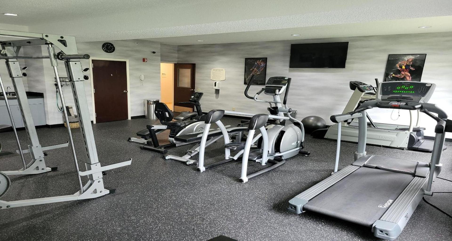City Express By Marriott Shepherdsville Louisville photo 2