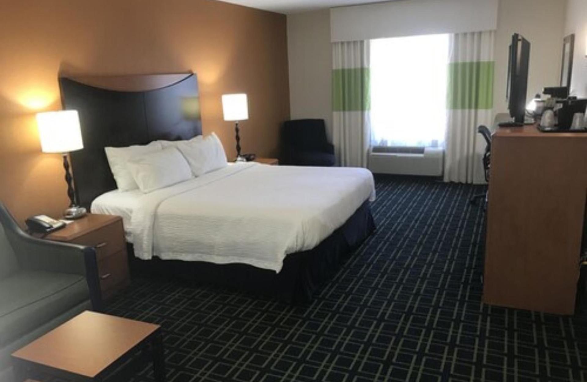 City Express By Marriott Shepherdsville Louisville photo 18
