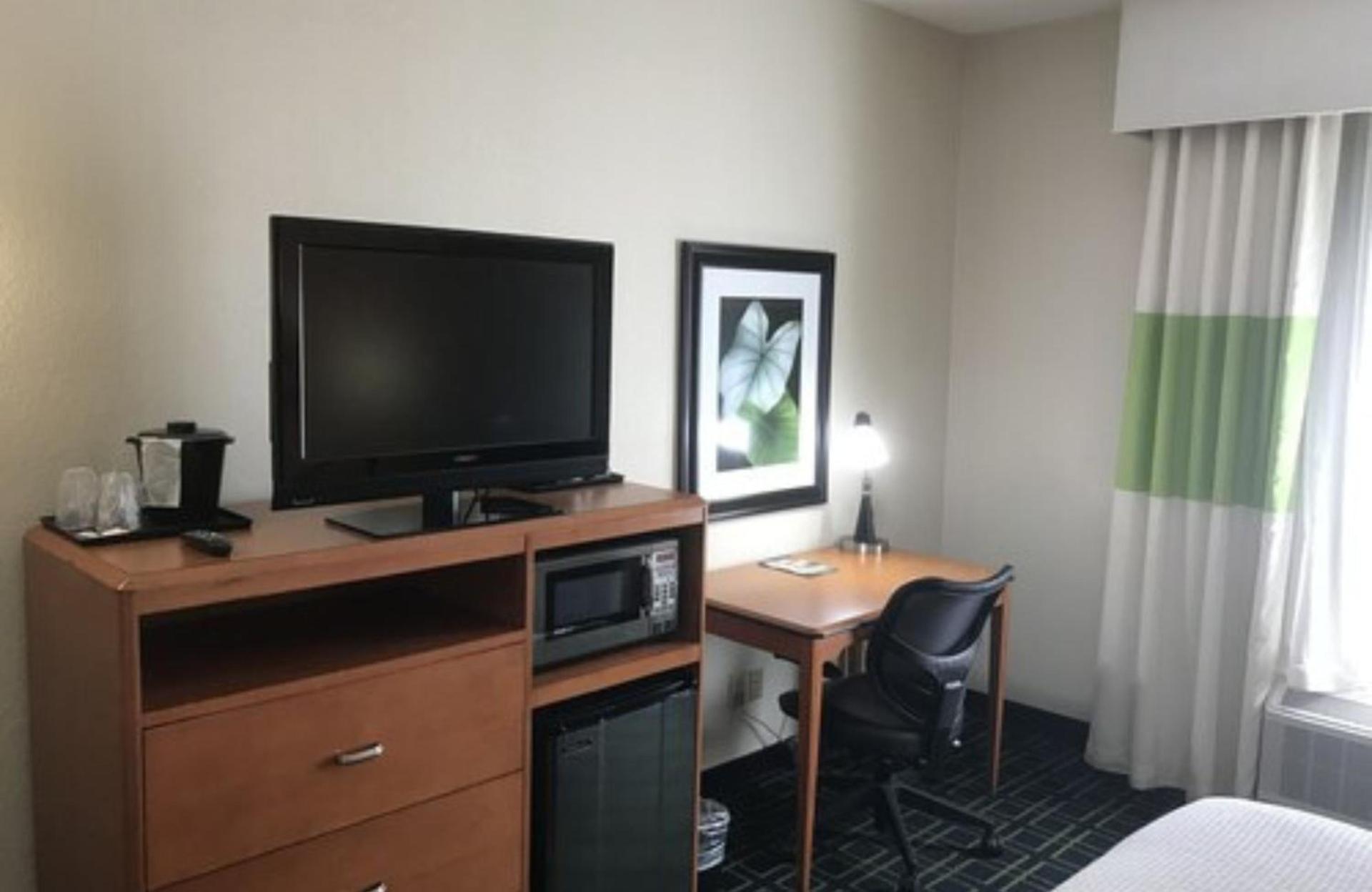 City Express By Marriott Shepherdsville Louisville photo 19