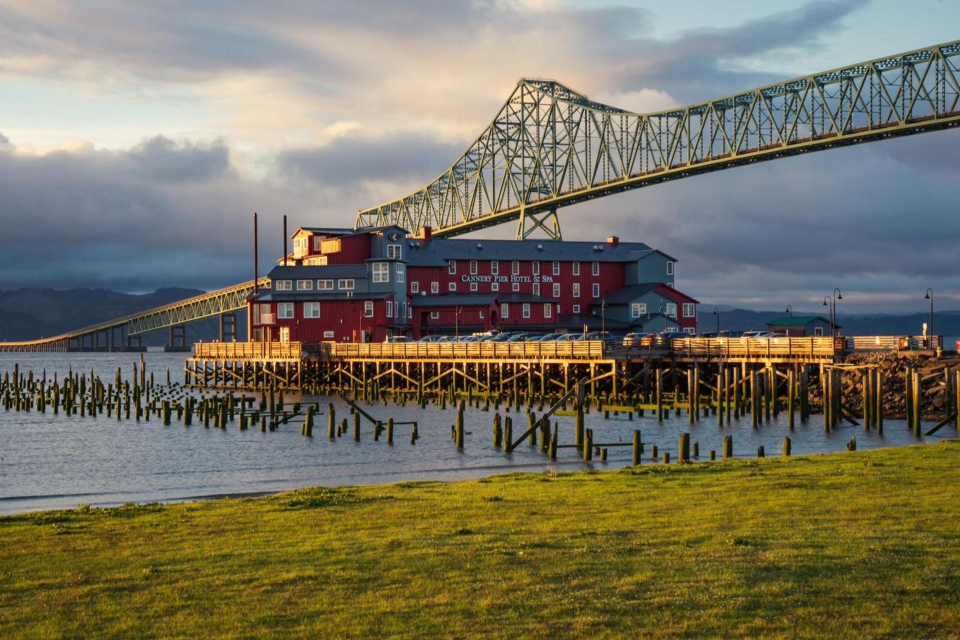Cannery Pier Hotel & Spa photo 76