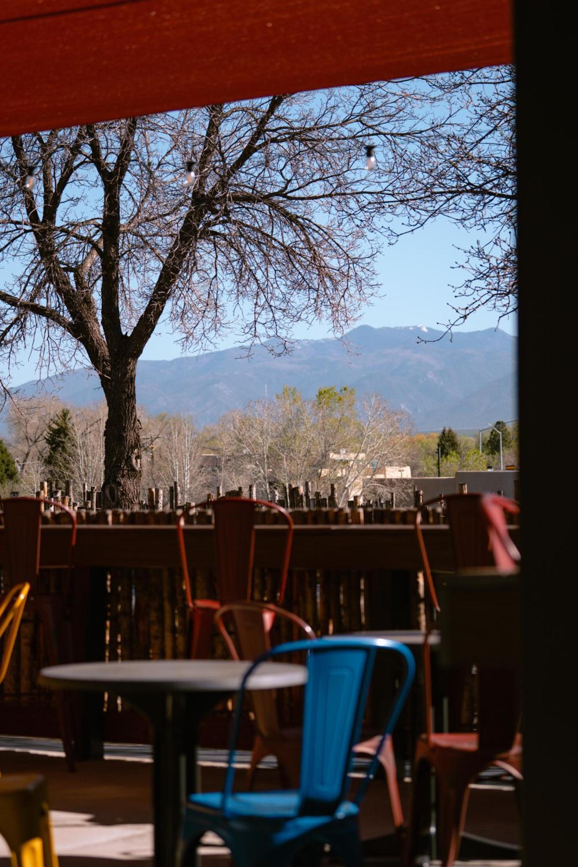 Taos Valley Lodge photo 5