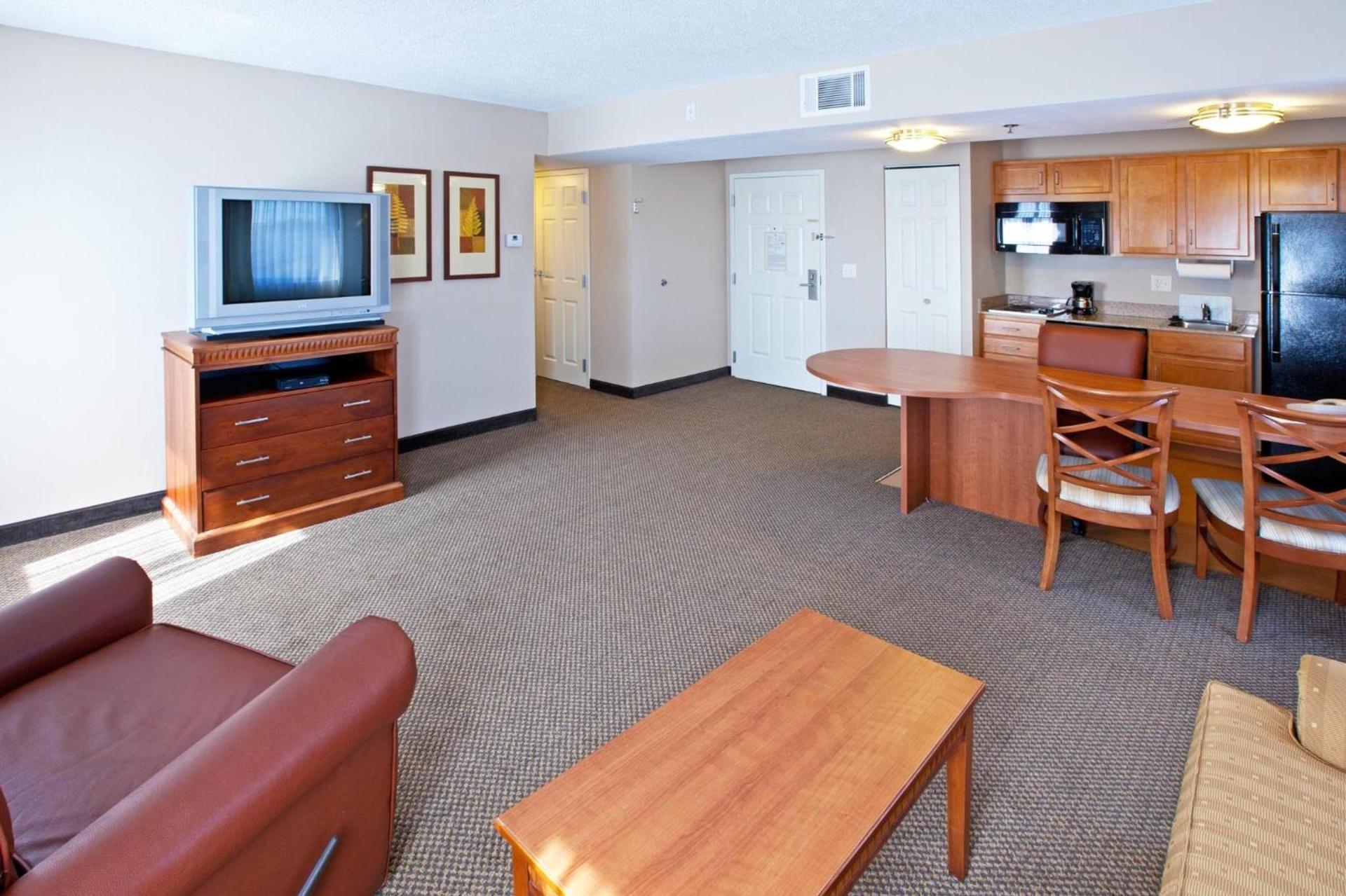 Candlewood Suites Indianapolis Downtown Medical District by IHG photo 53