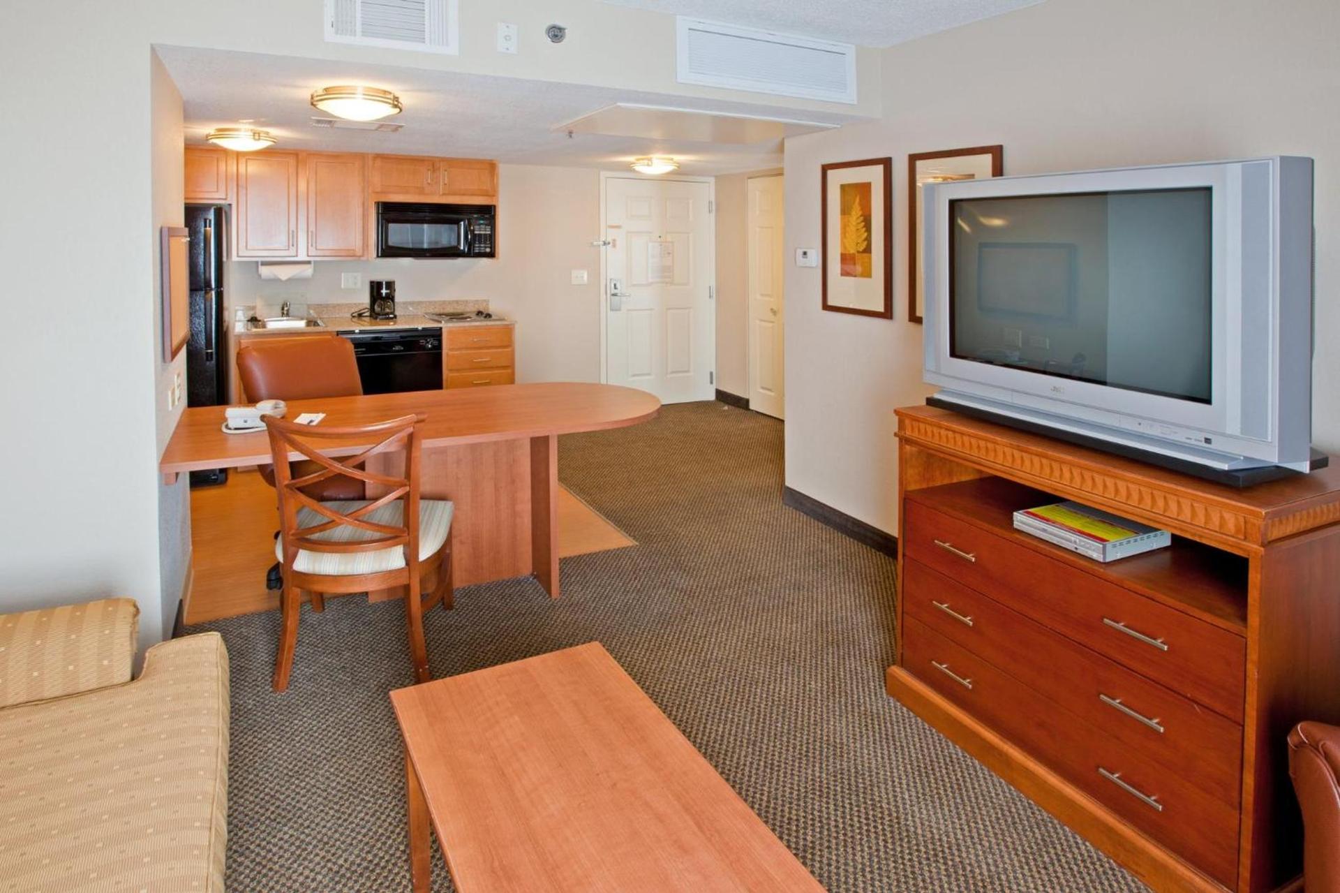 Candlewood Suites Indianapolis Downtown Medical District by IHG photo 47