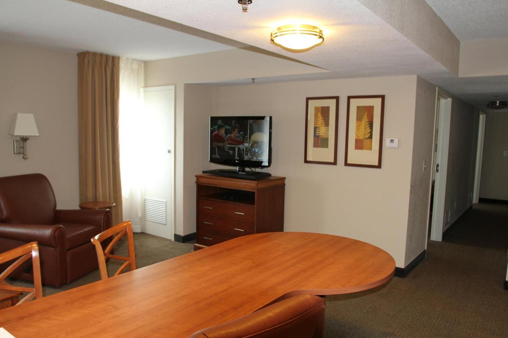 Candlewood Suites Indianapolis Downtown Medical District by IHG photo 57