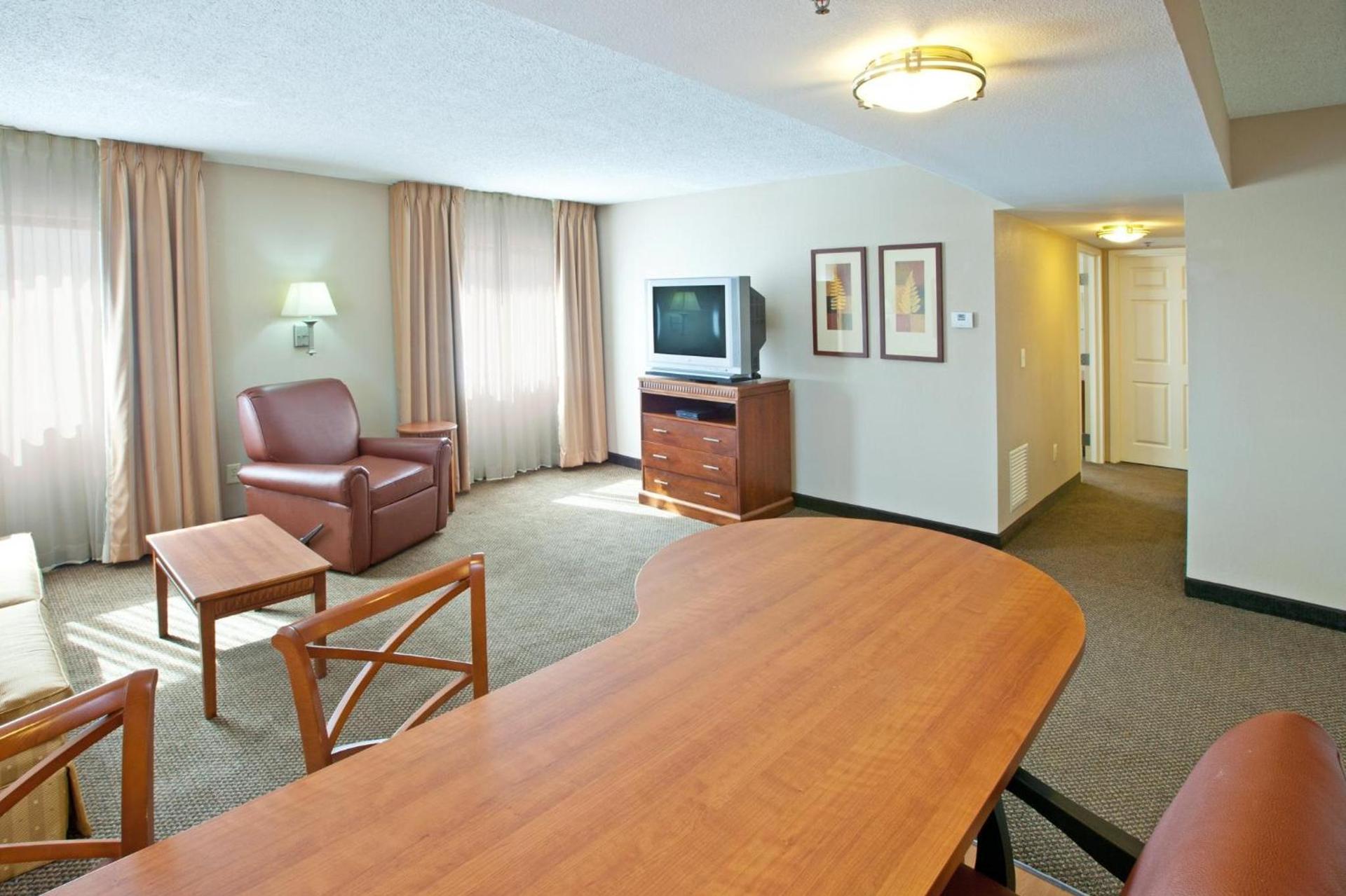 Candlewood Suites Indianapolis Downtown Medical District by IHG photo 55
