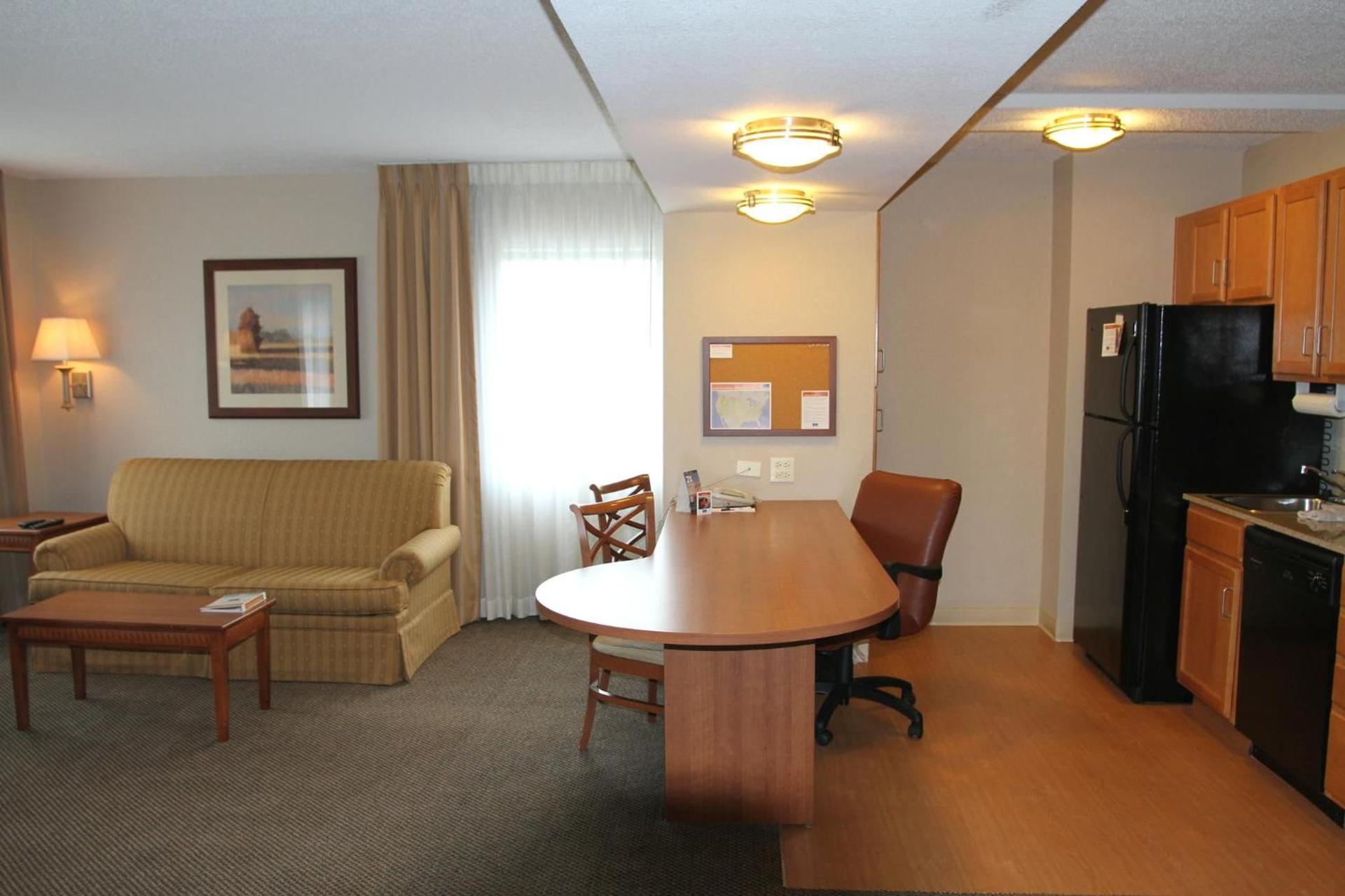 Candlewood Suites Indianapolis Downtown Medical District by IHG photo 60