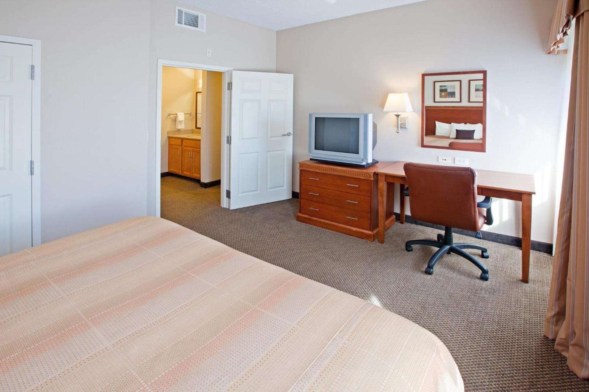 Candlewood Suites Indianapolis Downtown Medical District by IHG photo 50
