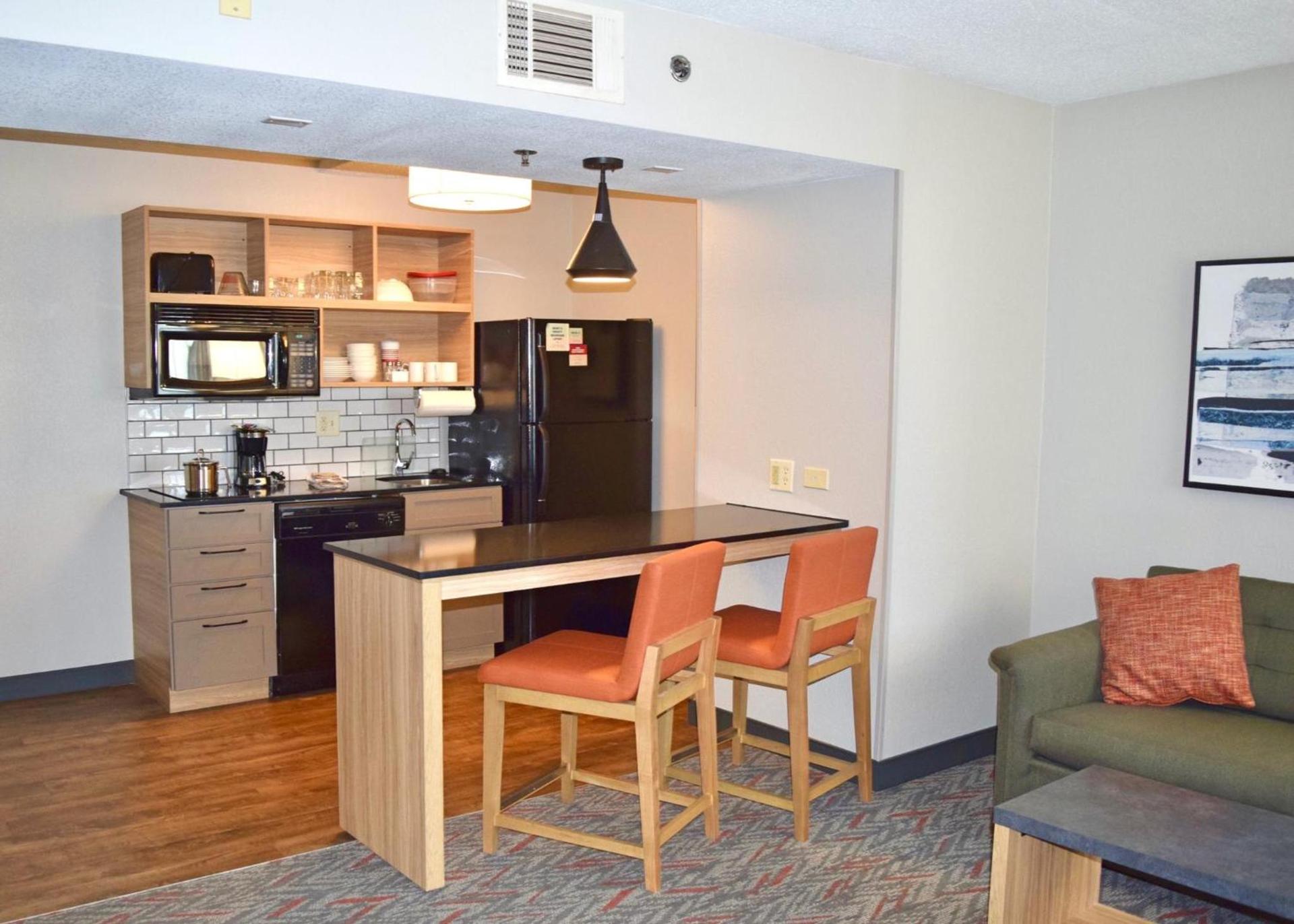 Candlewood Suites Indianapolis Downtown Medical District by IHG photo 93