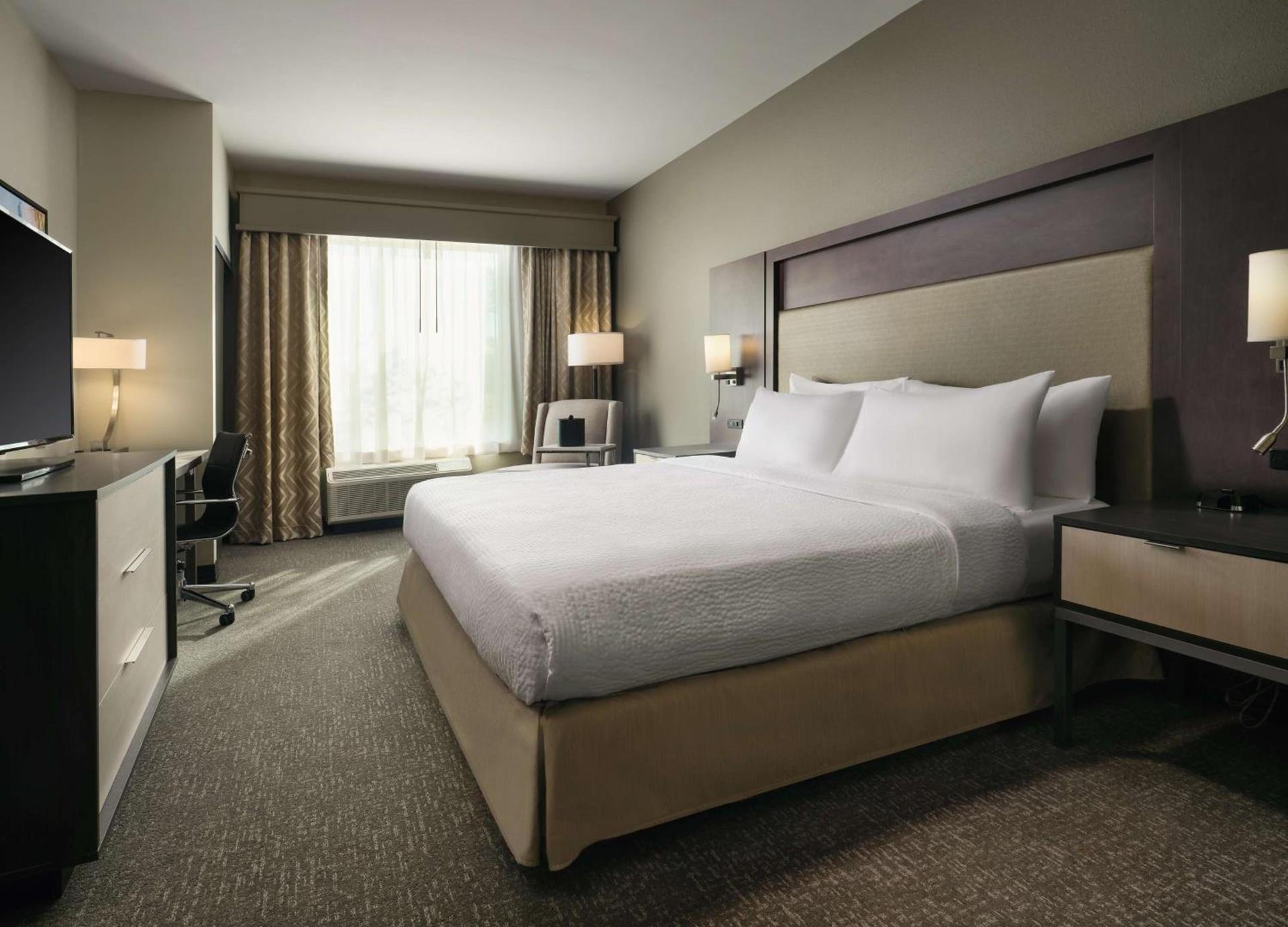 Best Western Plus Executive Residency Jackson Northeast photo 11