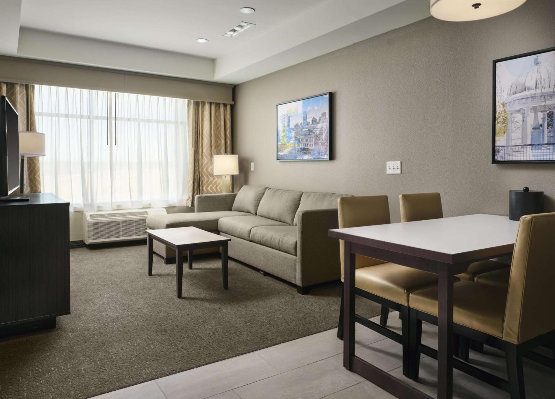 Best Western Plus Executive Residency Jackson Northeast photo 9