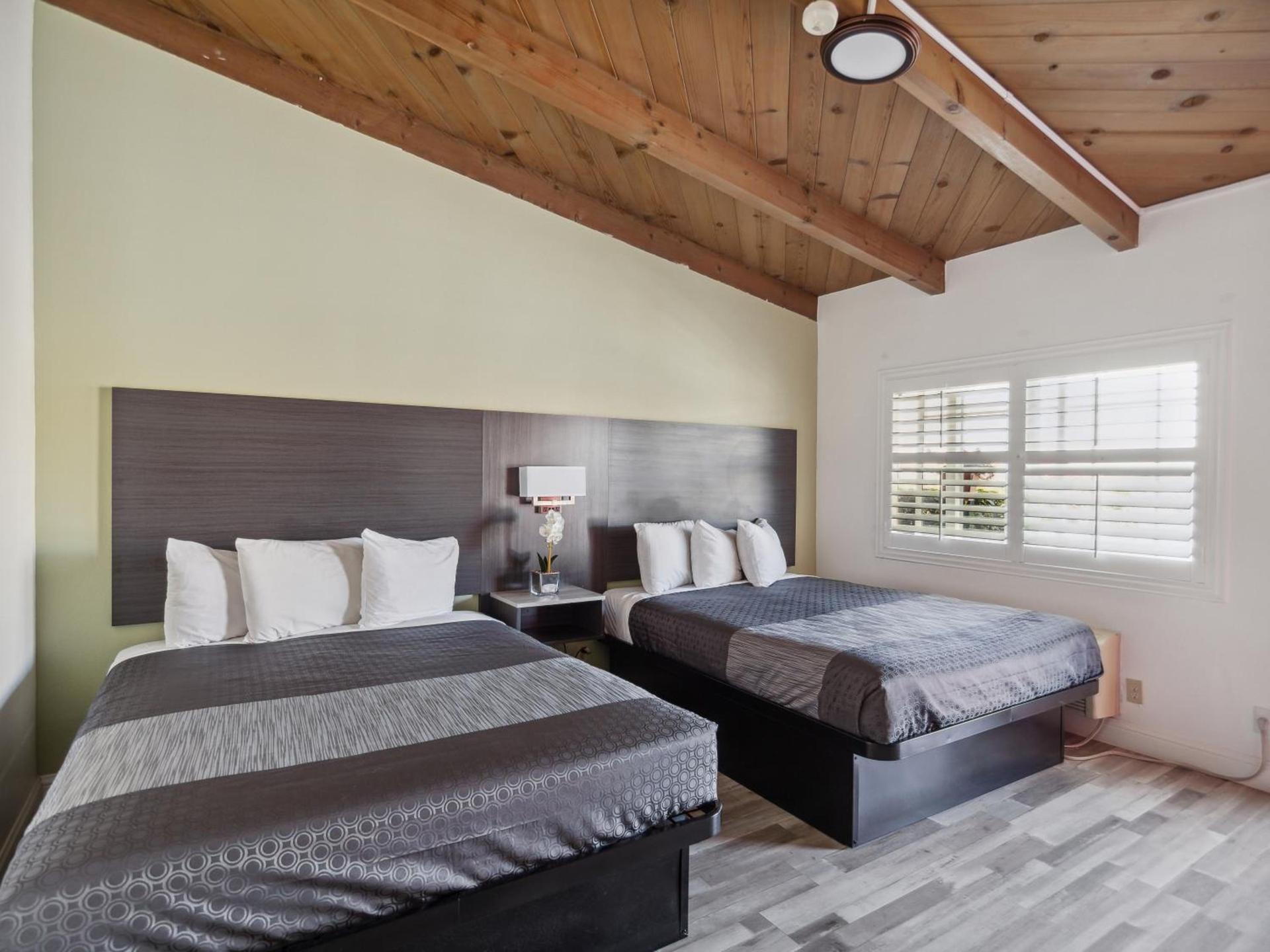 Discovery Inn Monterey Bay photo 10