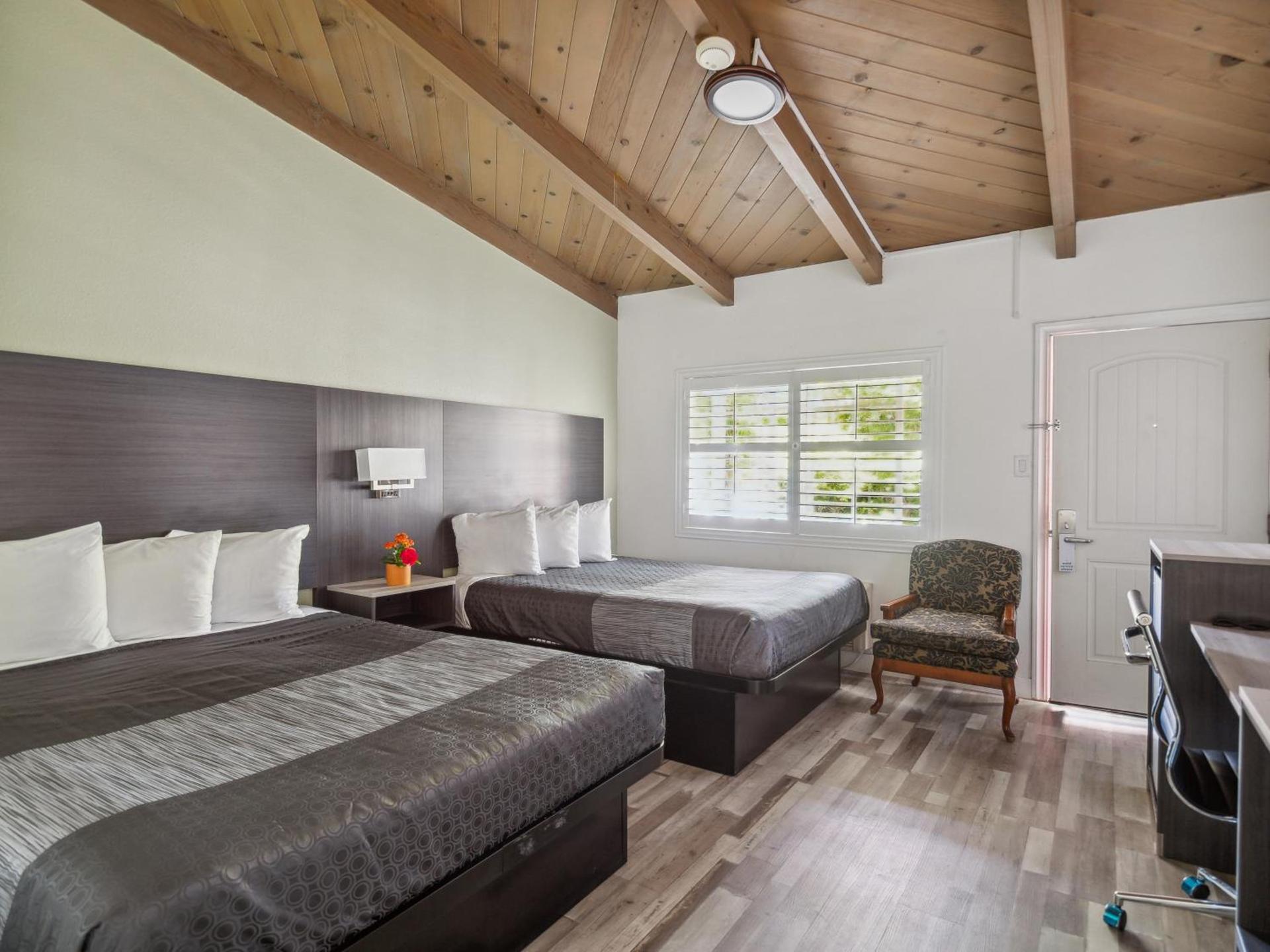 Discovery Inn Monterey Bay photo 29