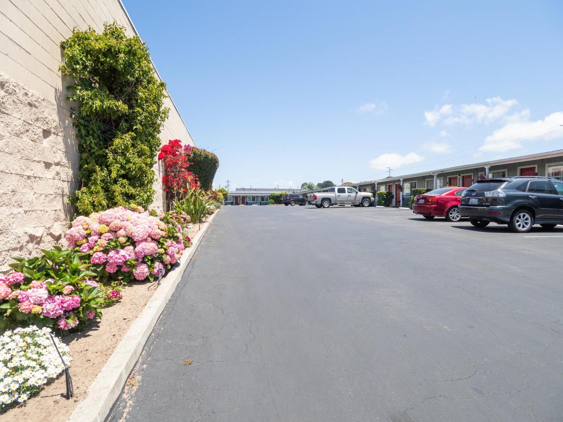 Discovery Inn Monterey Bay photo 36