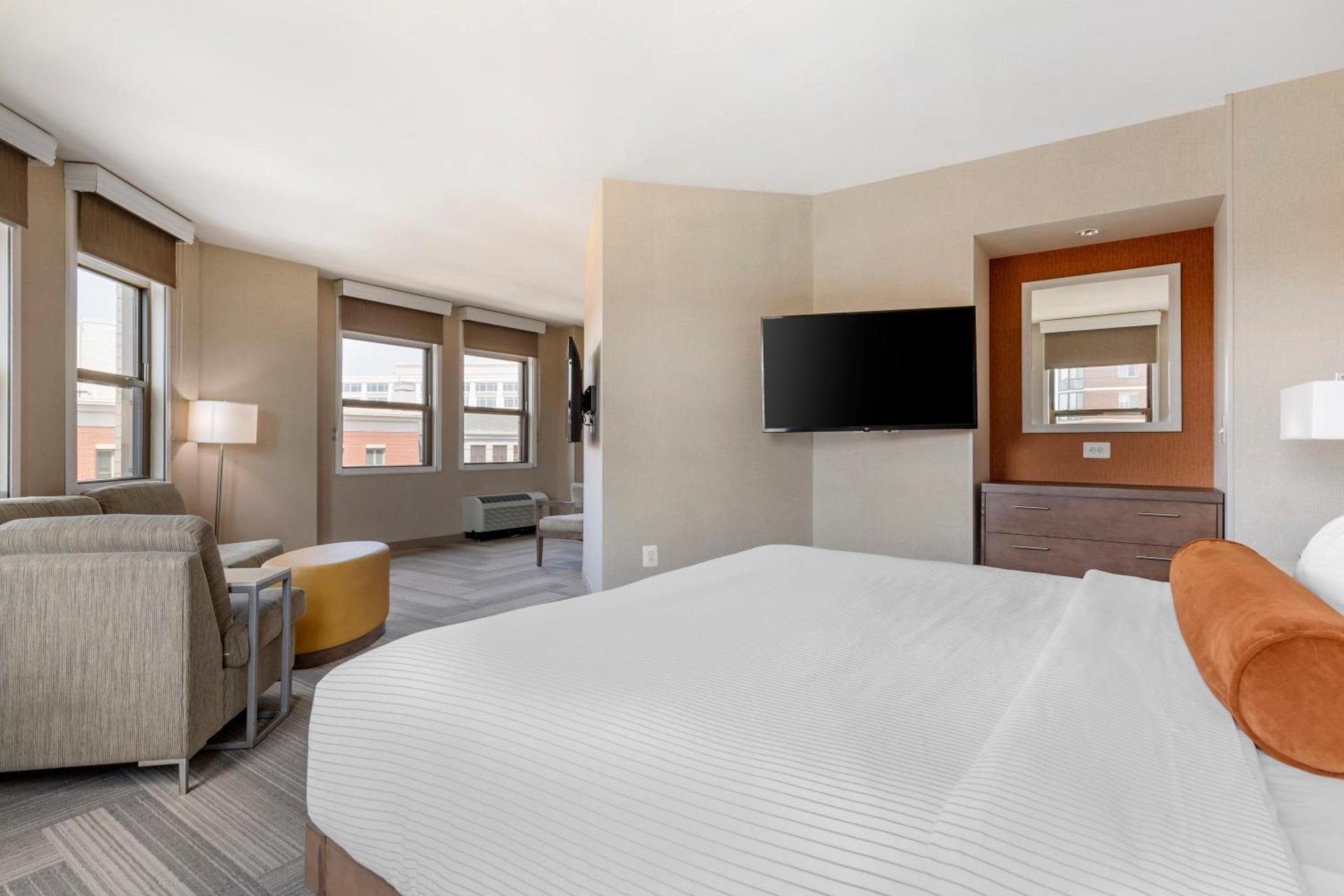 Cambria Hotel Rockville photo 84