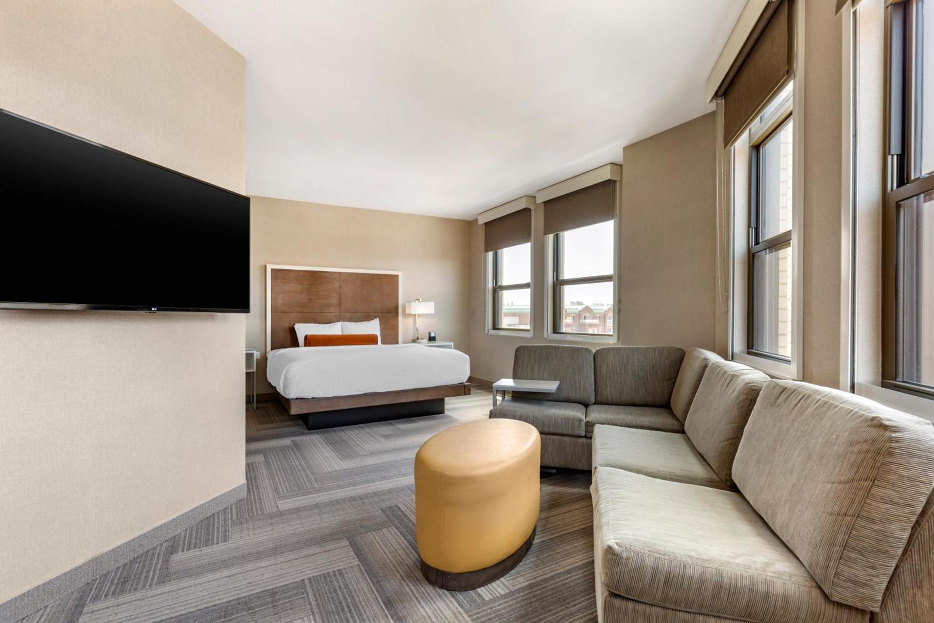 Cambria Hotel Rockville photo 97