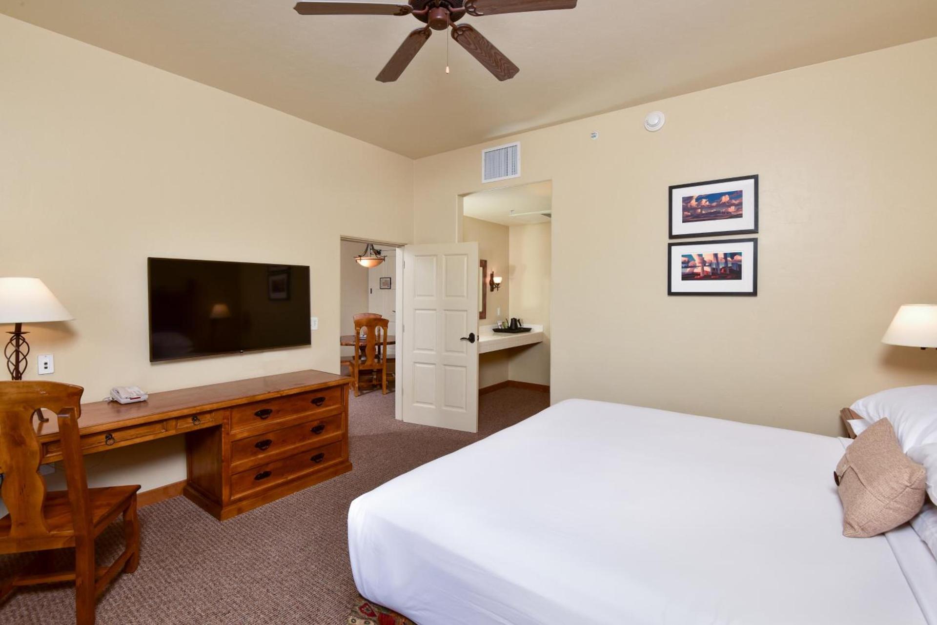 Lodge On The Desert photo 32