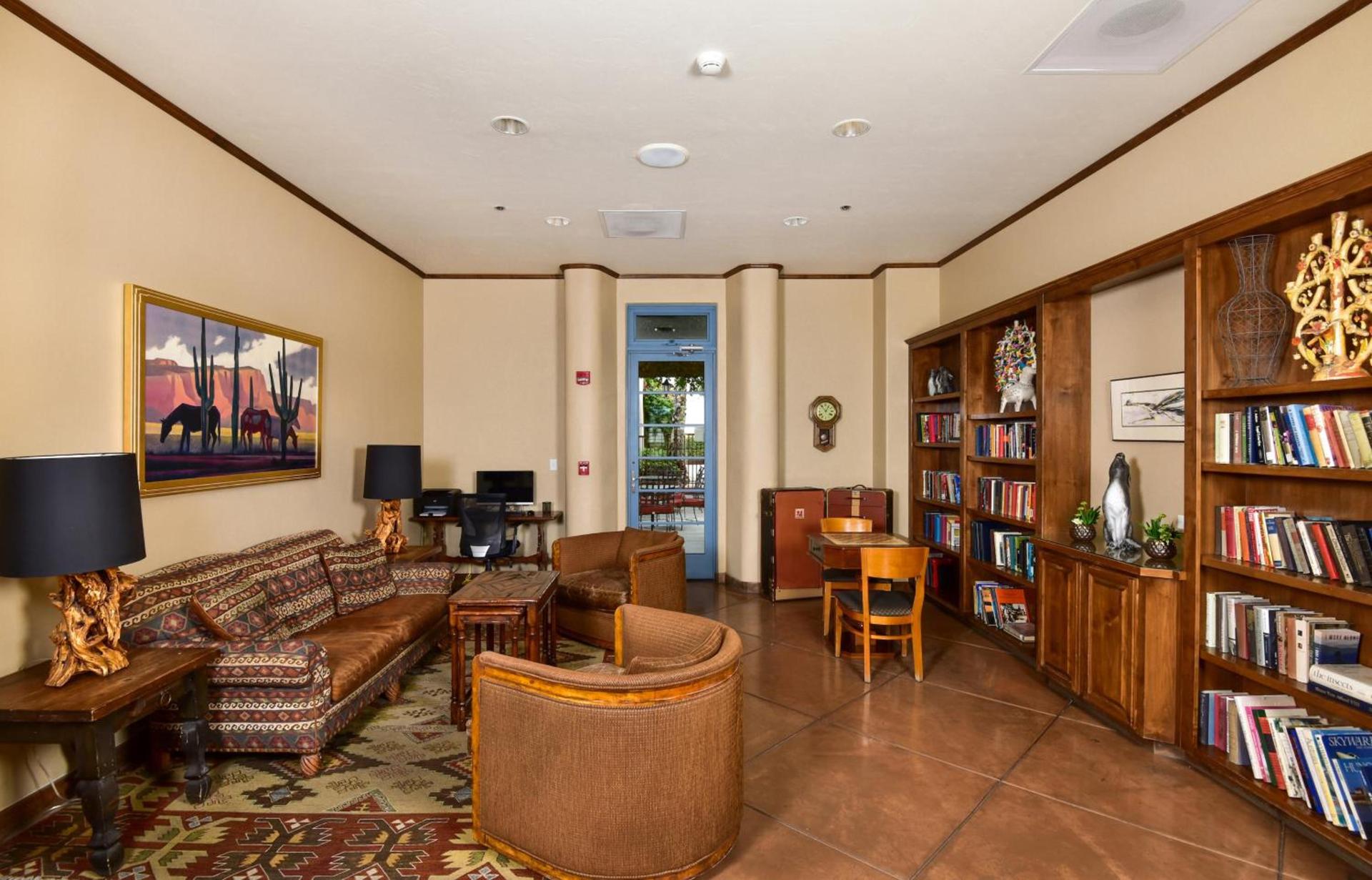 Lodge On The Desert photo 34