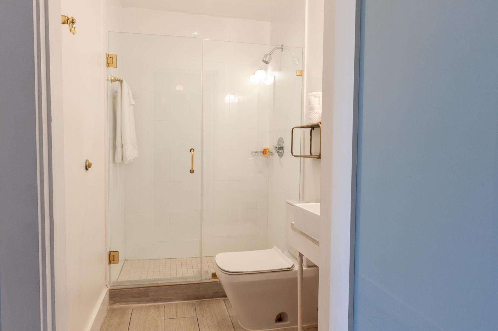 Oceanside Hotel and Suites photo 32