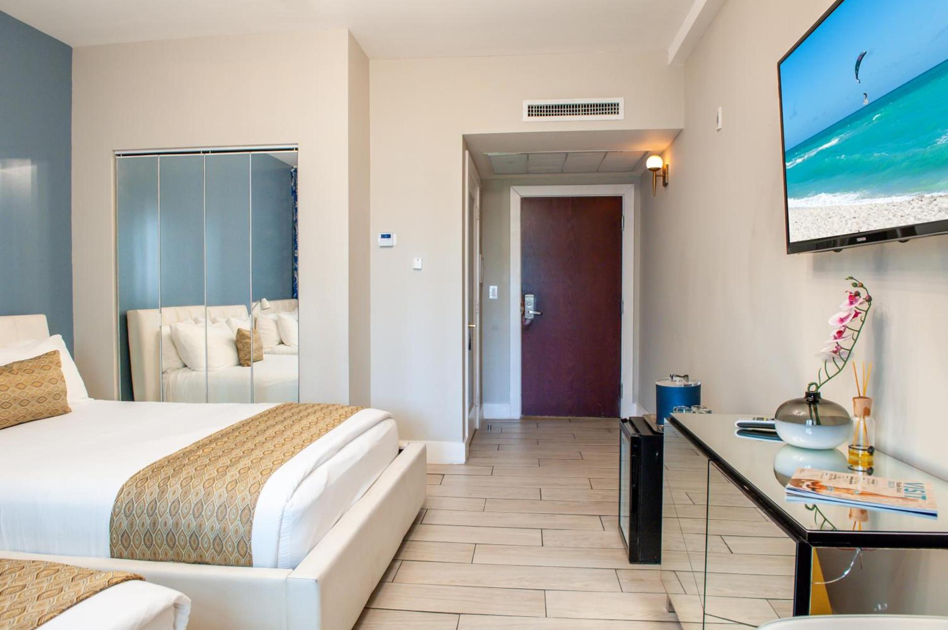 Oceanside Hotel and Suites photo 42