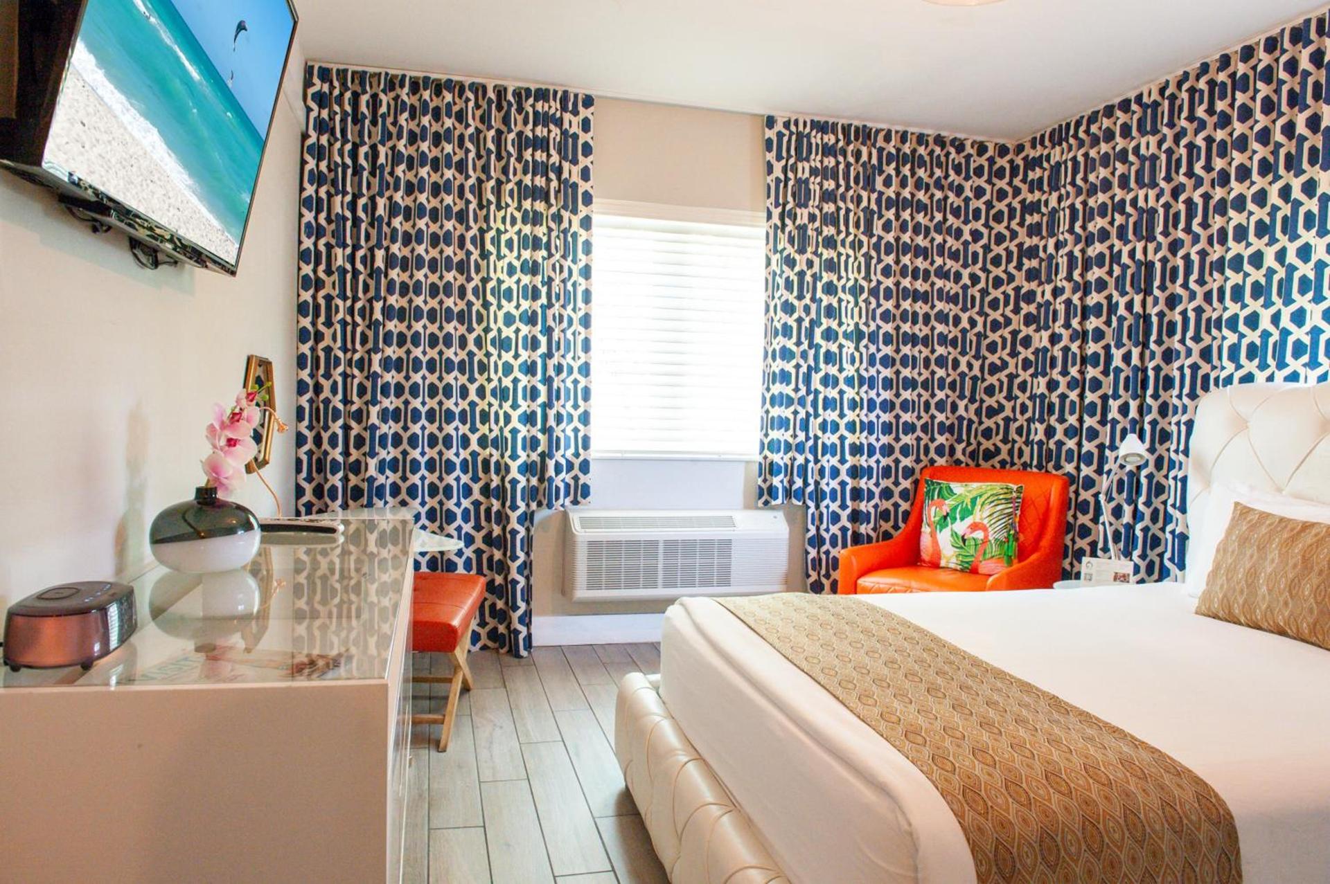 Oceanside Hotel and Suites photo 44