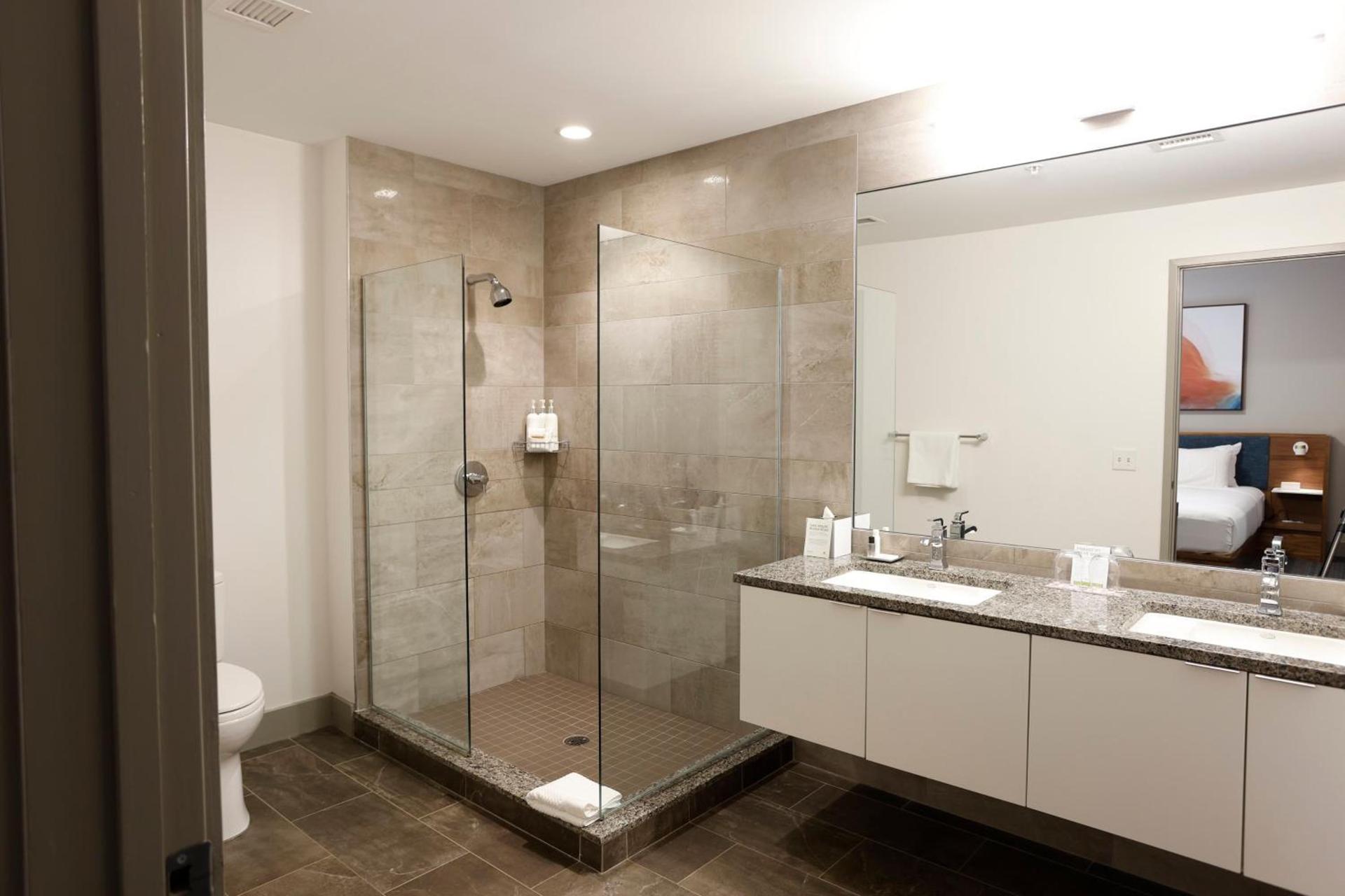 Kimpton Schofield Hotel by IHG photo 49
