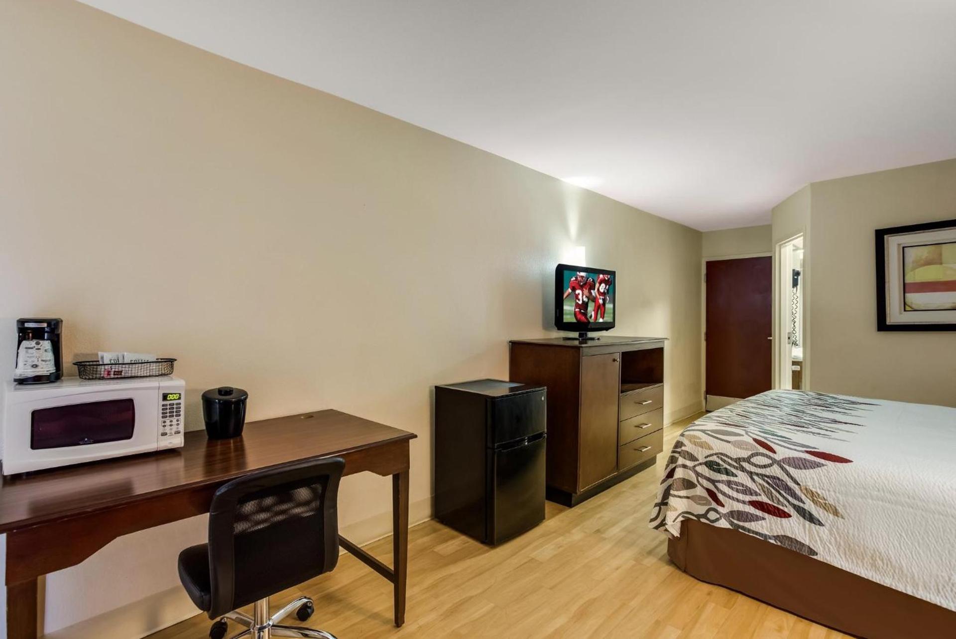 Red Roof Inn Nashville - Music City photo 22
