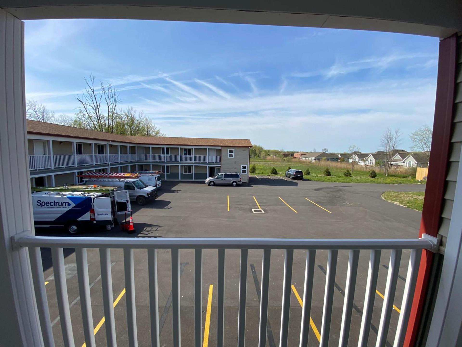 Stay Inn Niagara Falls Vacation Studios photo 7