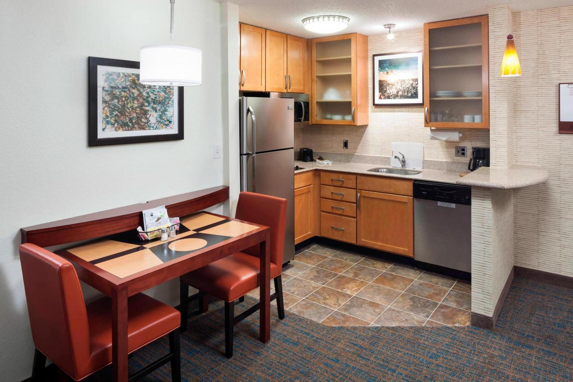 Residence Inn by Marriott Dothan photo 8