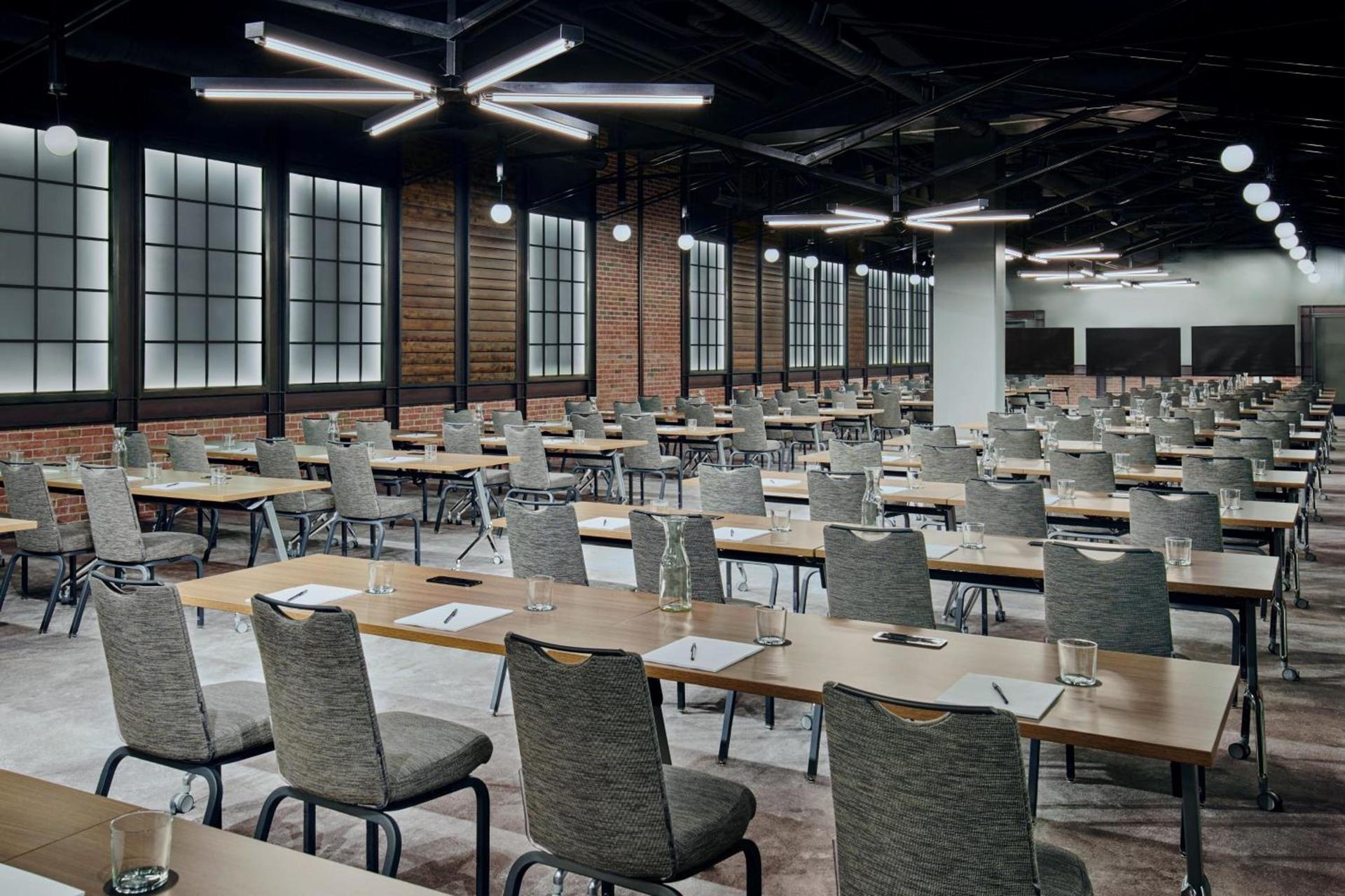 Moxy Downtown Los Angeles photo 64