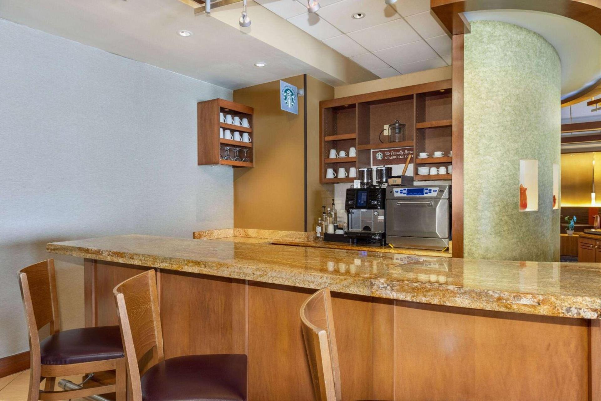 Wyndham Garden Kansas City Airport photo 36