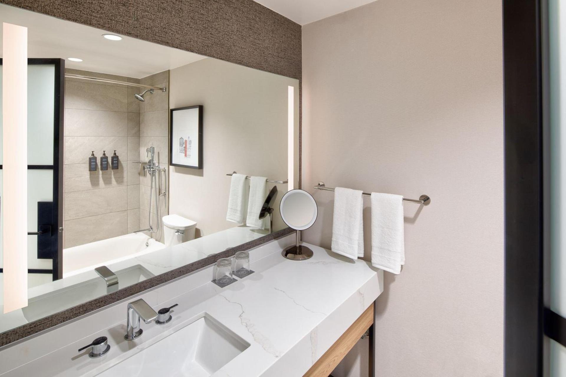 Sheraton Fort Worth Downtown Hotel photo 45