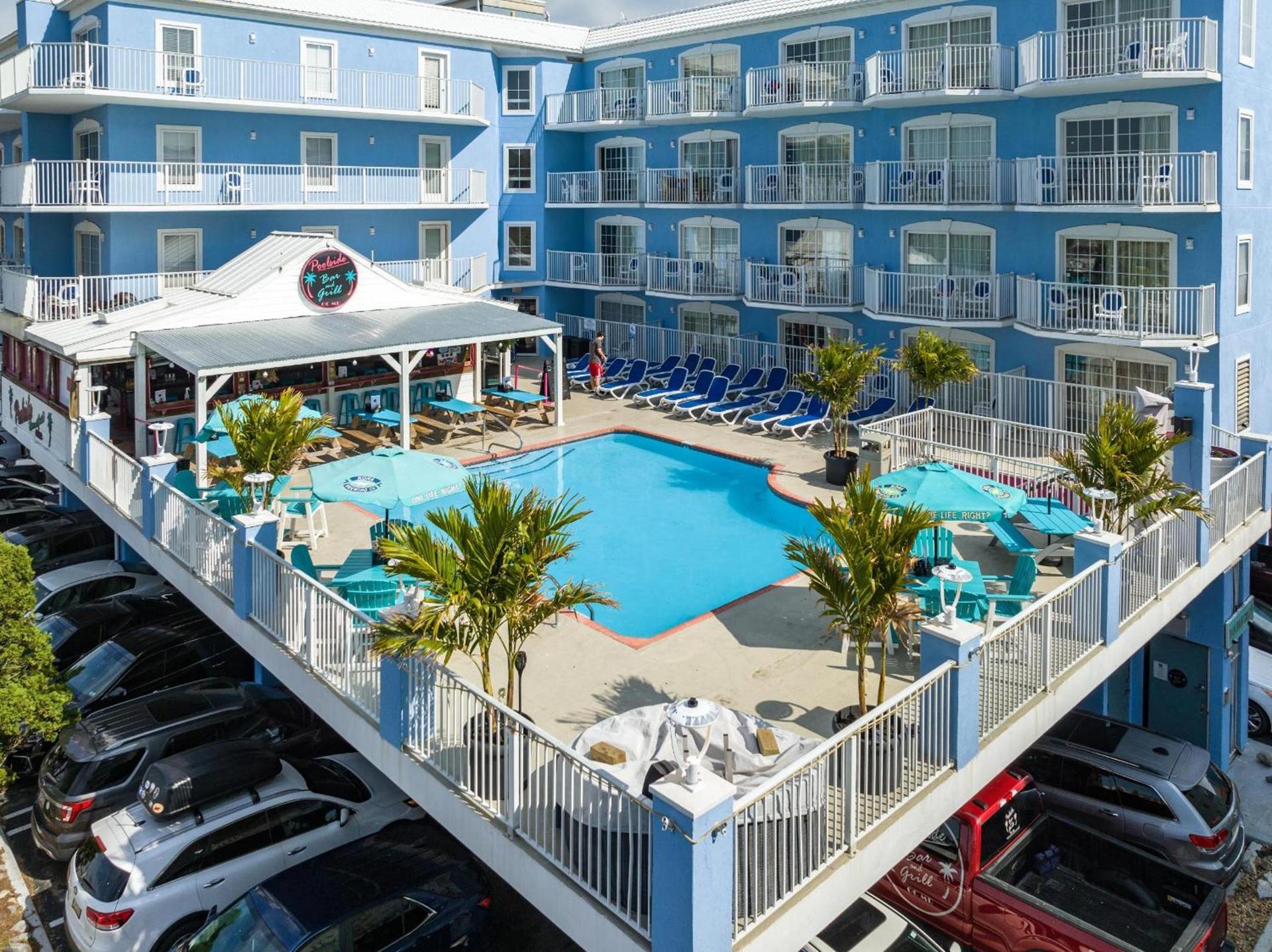 Tidelands Caribbean Boardwalk Hotel and Suites photo 36
