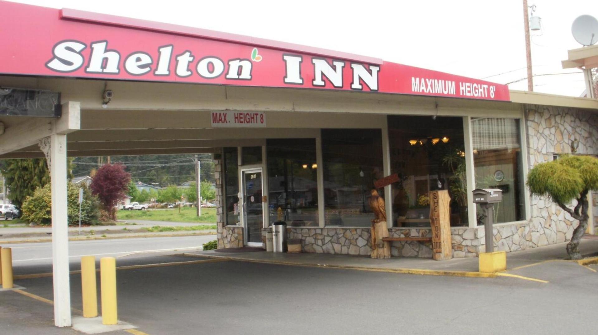 Shelton Inn photo 7