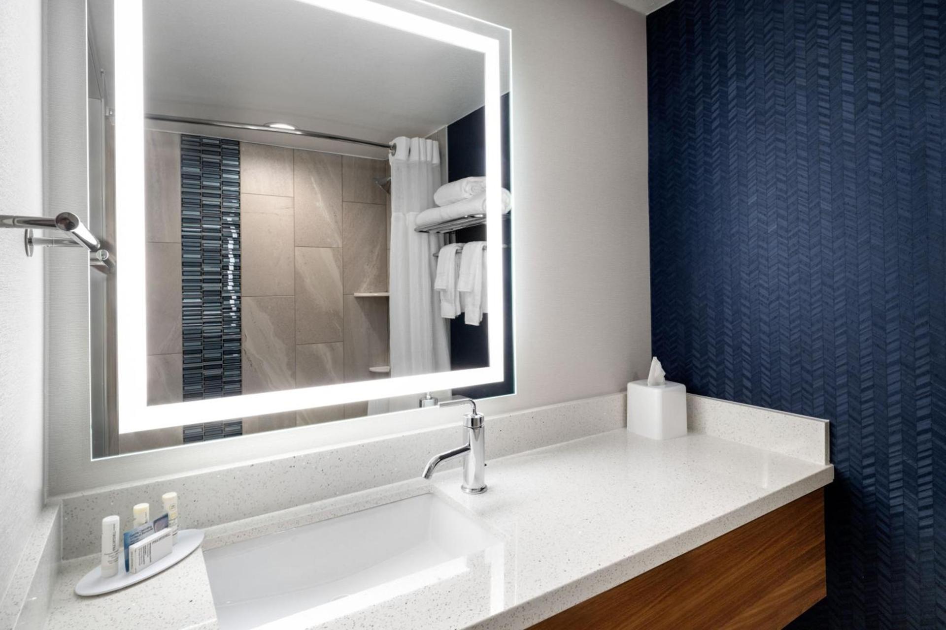 Fairfield Inn & Suites Boulder photo 15