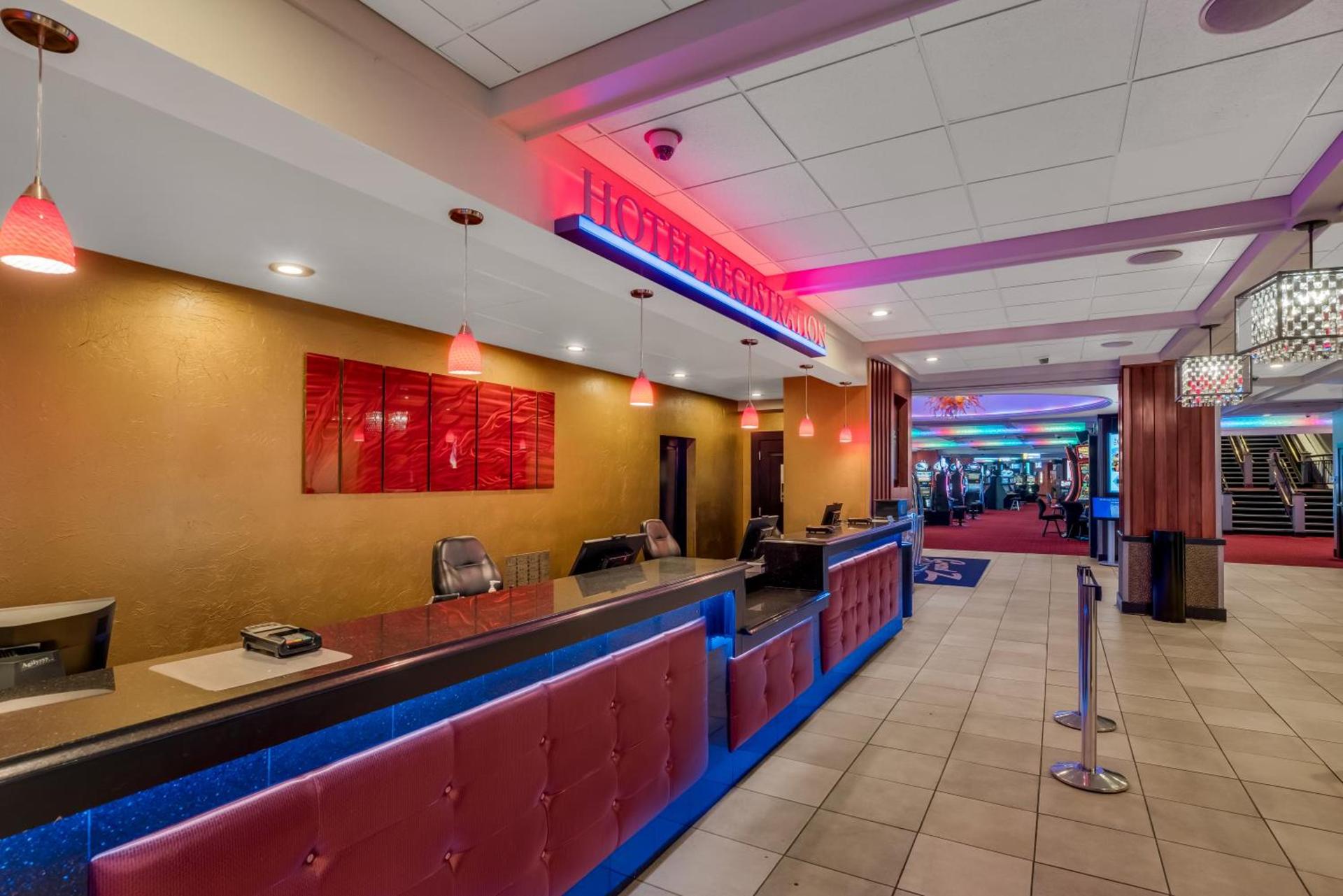 Grand Z Hotel Casino by Red Lion Hotels photo 13