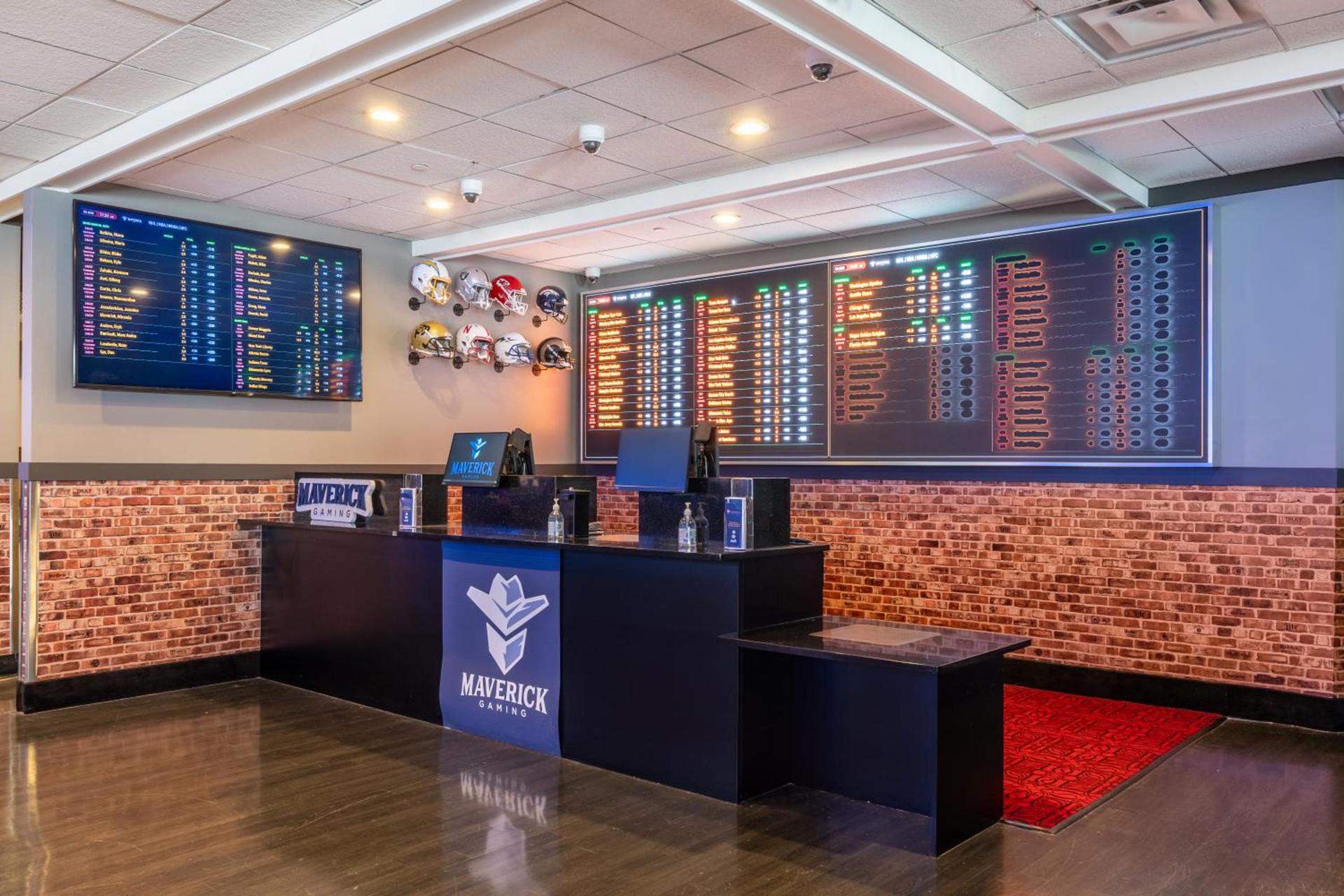 Grand Z Hotel Casino by Red Lion Hotels photo 2
