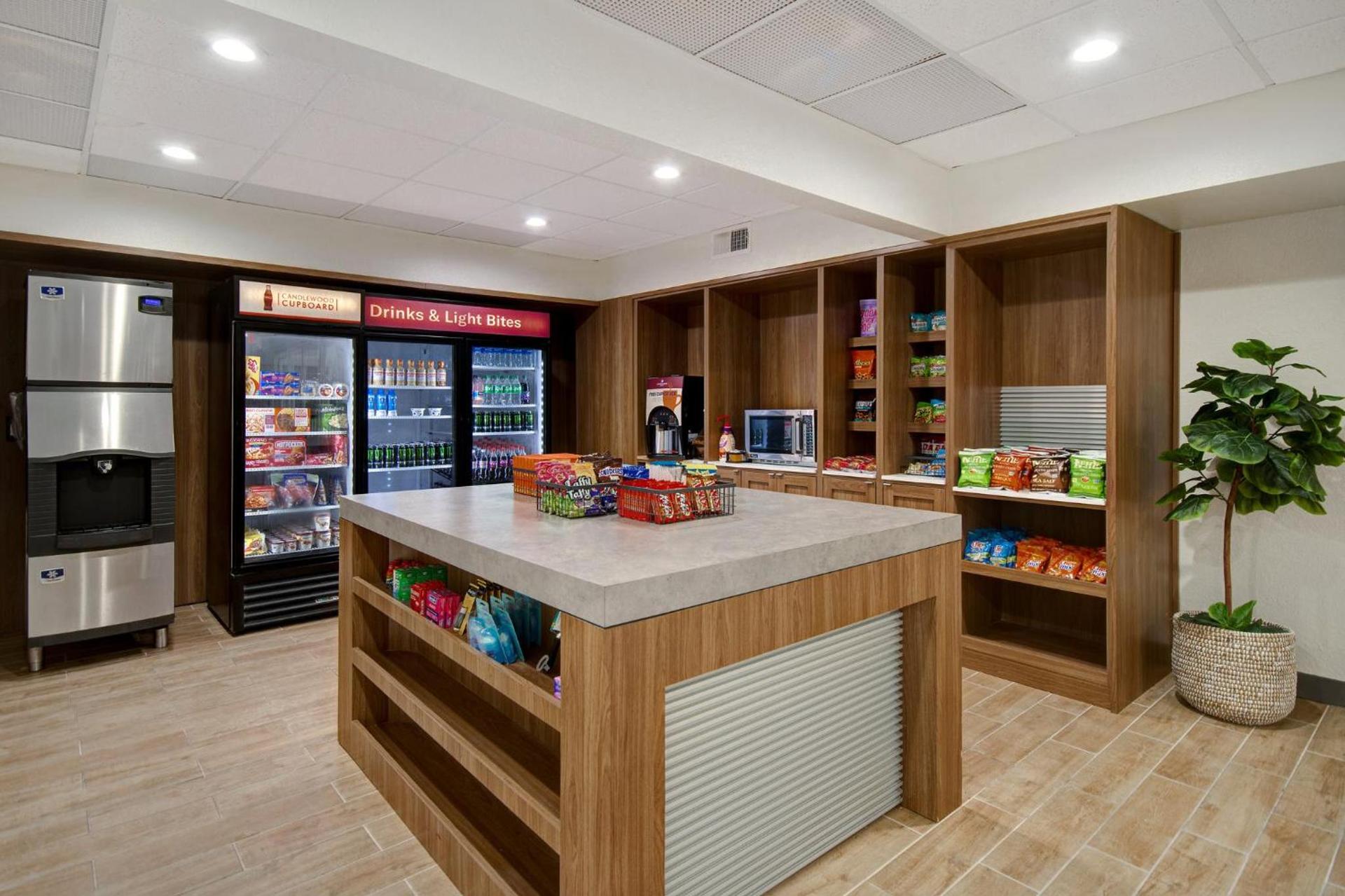 Candlewood Suites Columbia-Fort Jackson by IHG photo 31