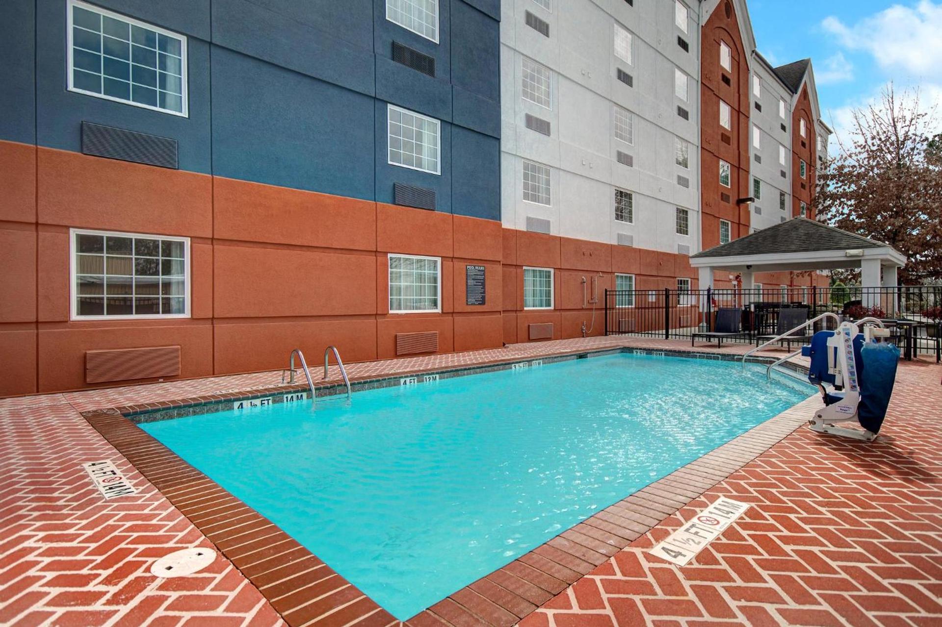 Candlewood Suites Columbia-Fort Jackson by IHG photo 32