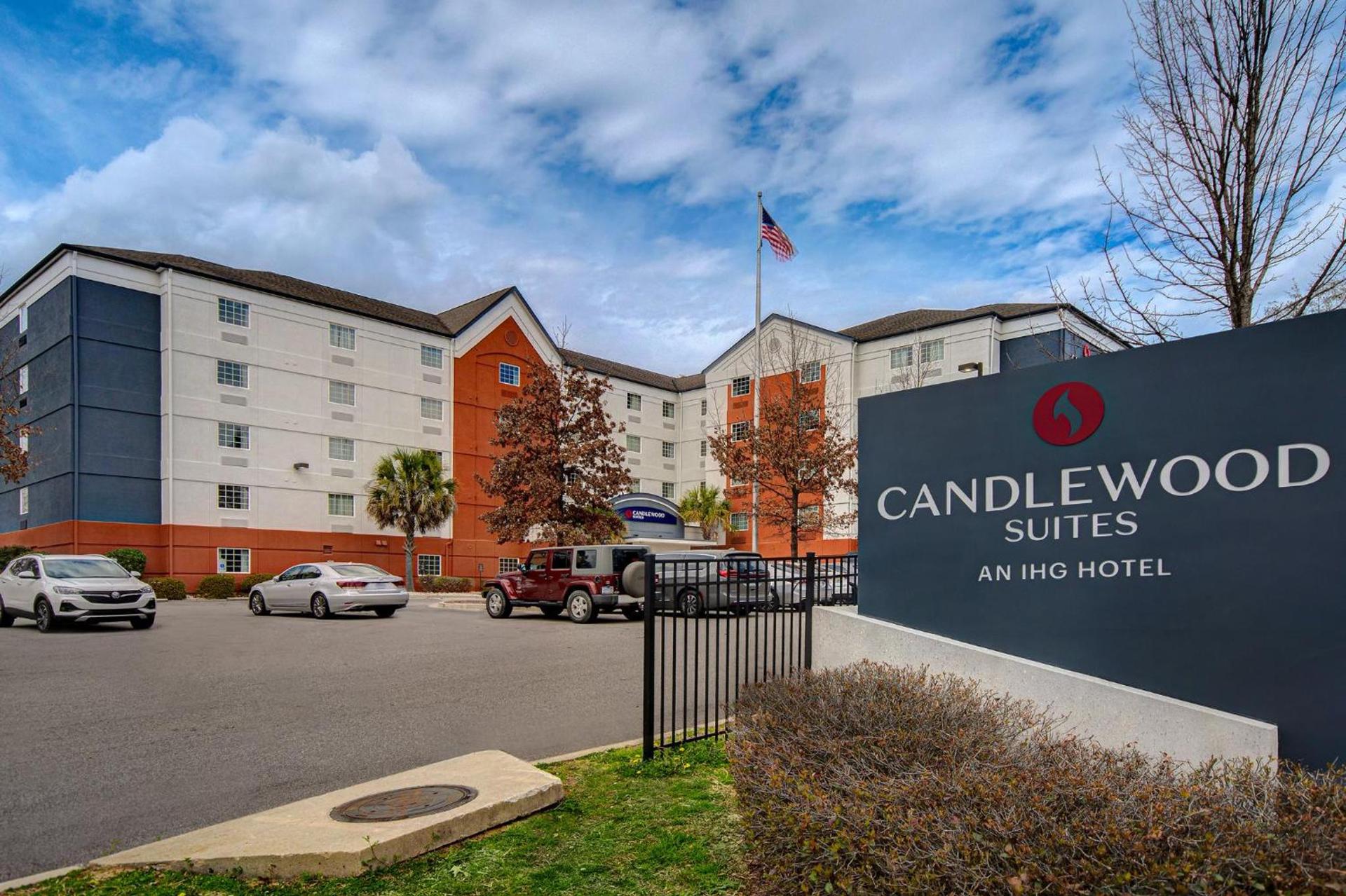 Candlewood Suites Columbia-Fort Jackson by IHG photo 1