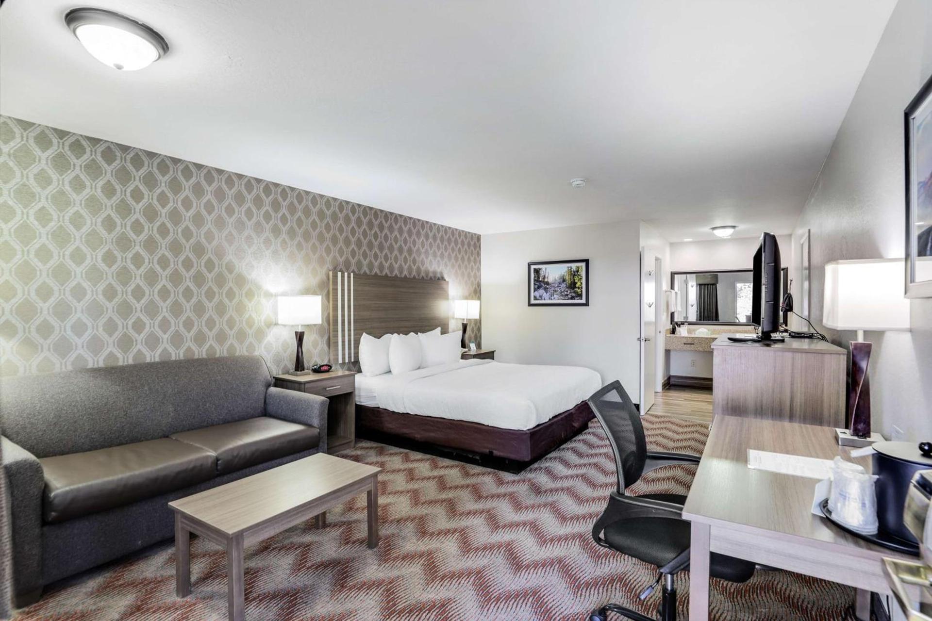 Best Western Plus Sonora Oaks Hotel and Conference Center photo 12