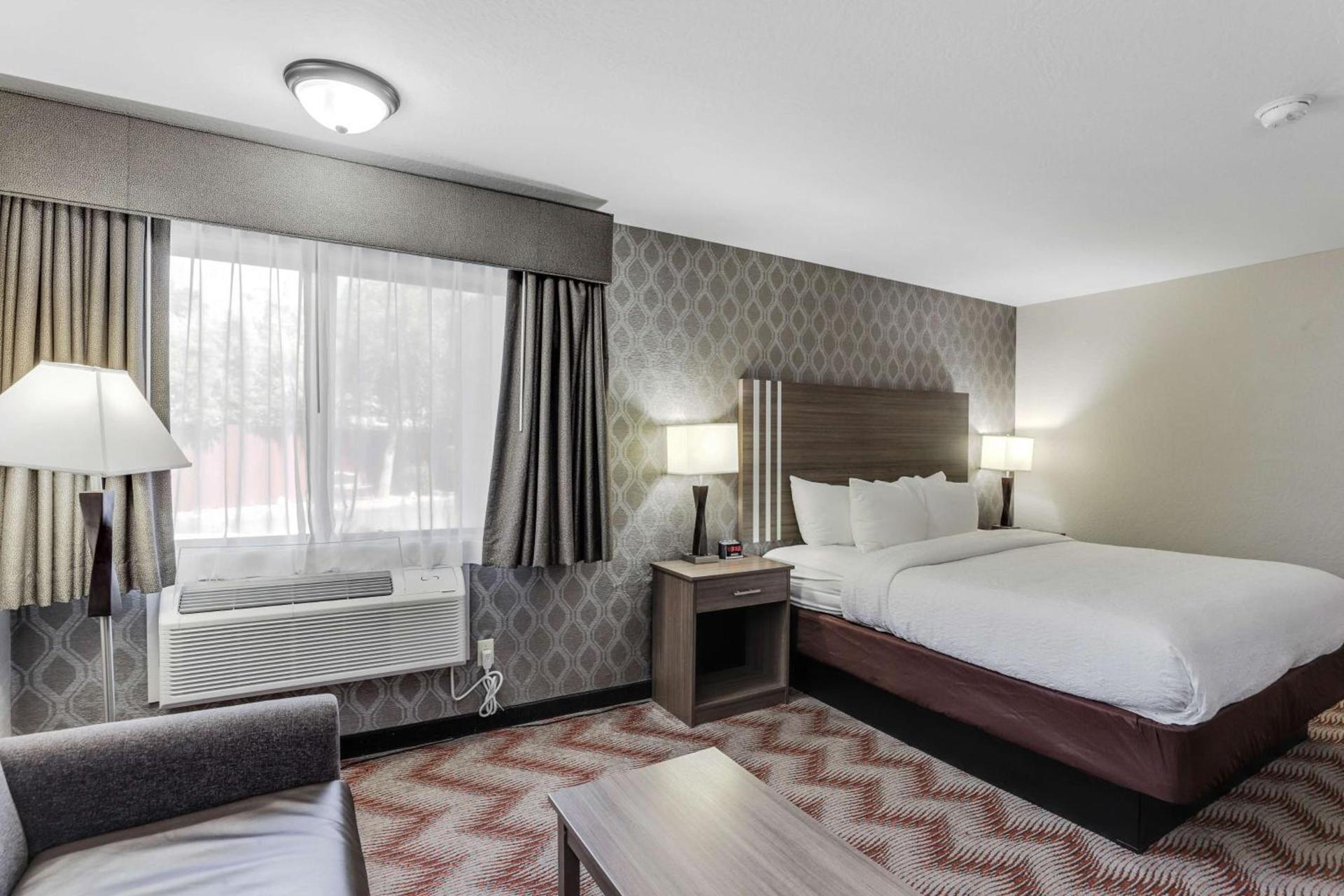 Best Western Plus Sonora Oaks Hotel and Conference Center photo 52