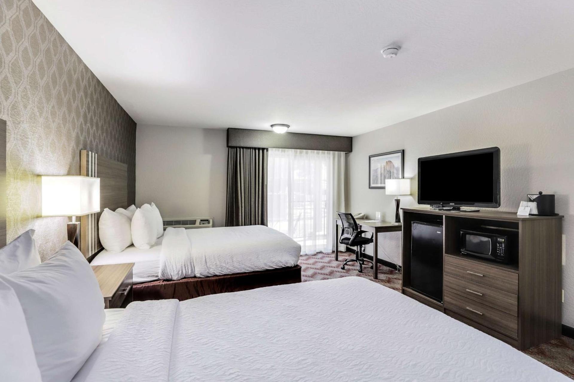 Best Western Plus Sonora Oaks Hotel and Conference Center photo 62