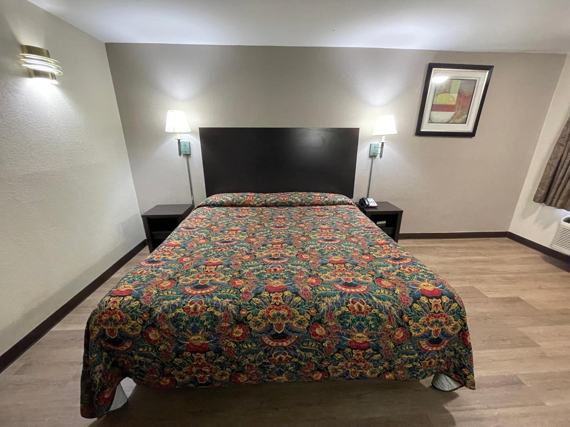 Royal Inn Motel photo 2