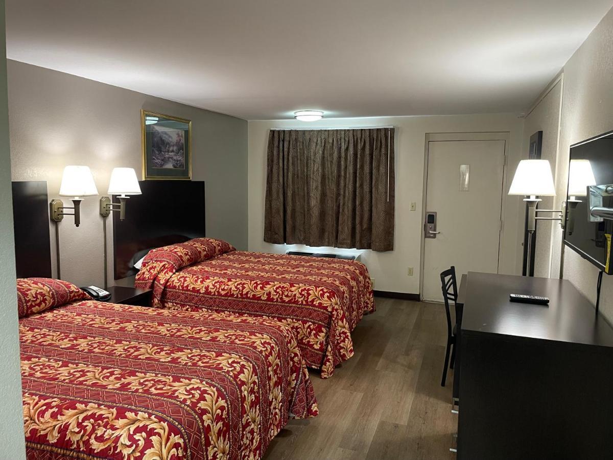 Royal Inn Motel photo 10