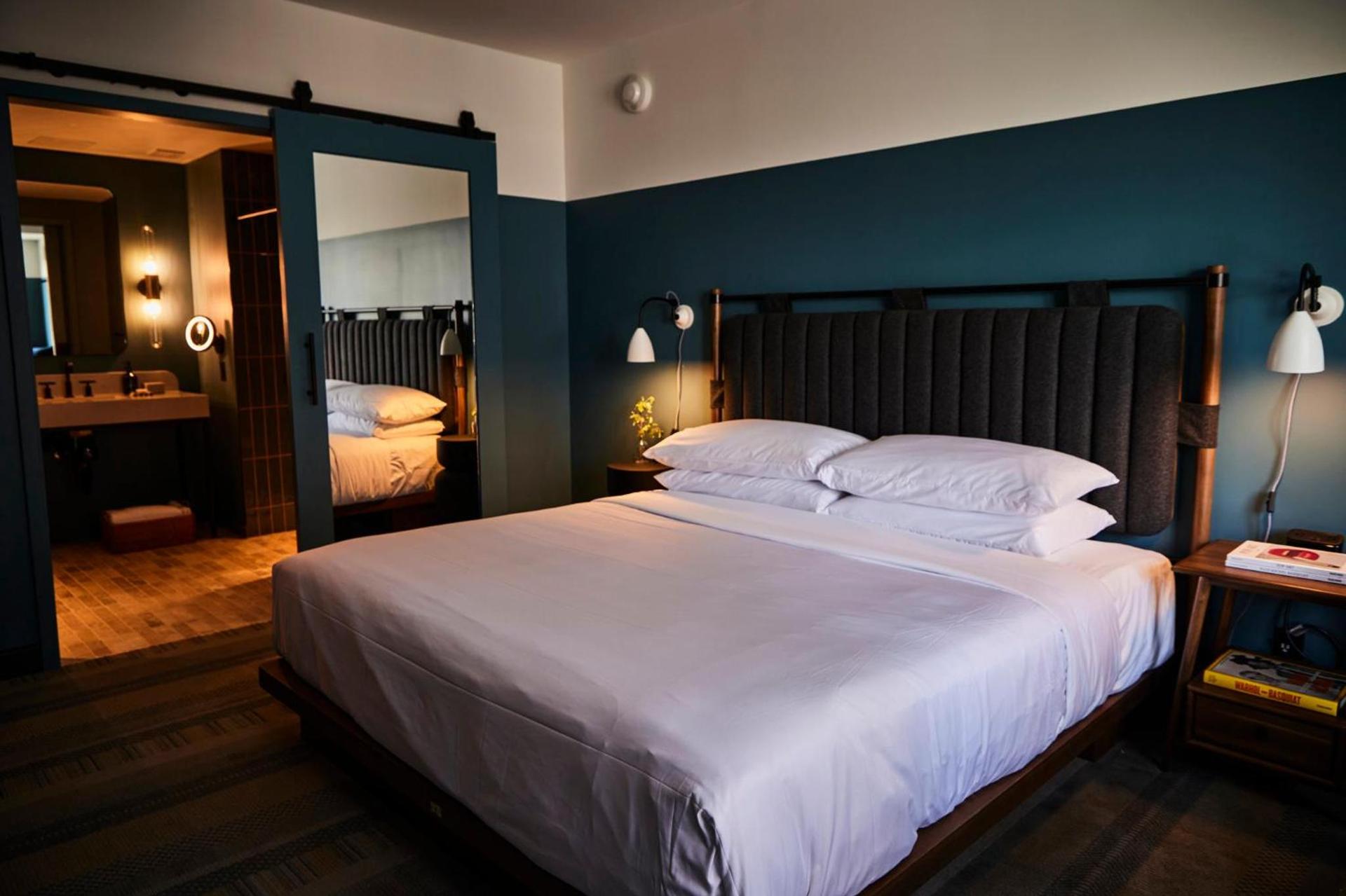 The Junto Hotel photo 65