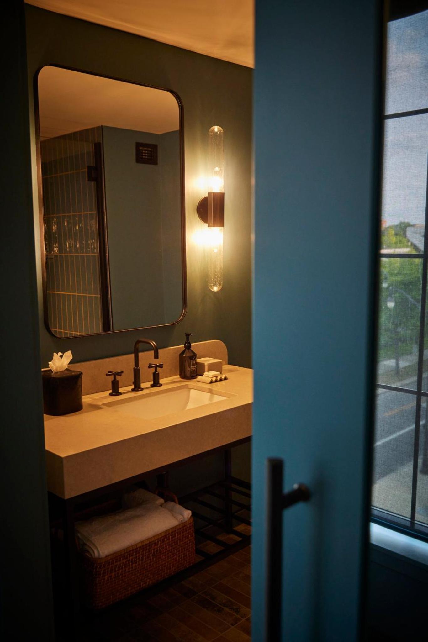 The Junto Hotel photo 73